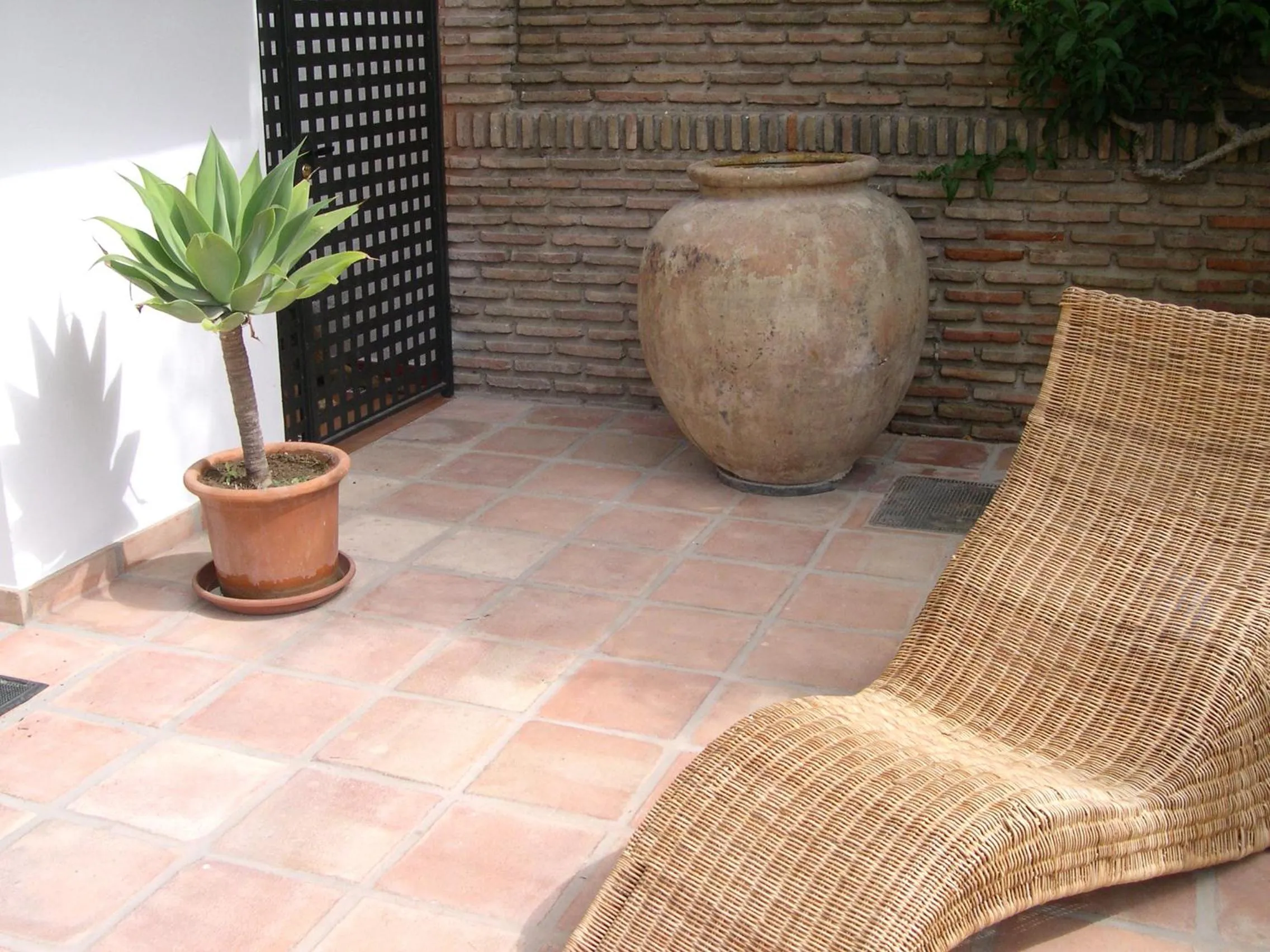 Facade/entrance in Apartamentos Turísticos La Mundial