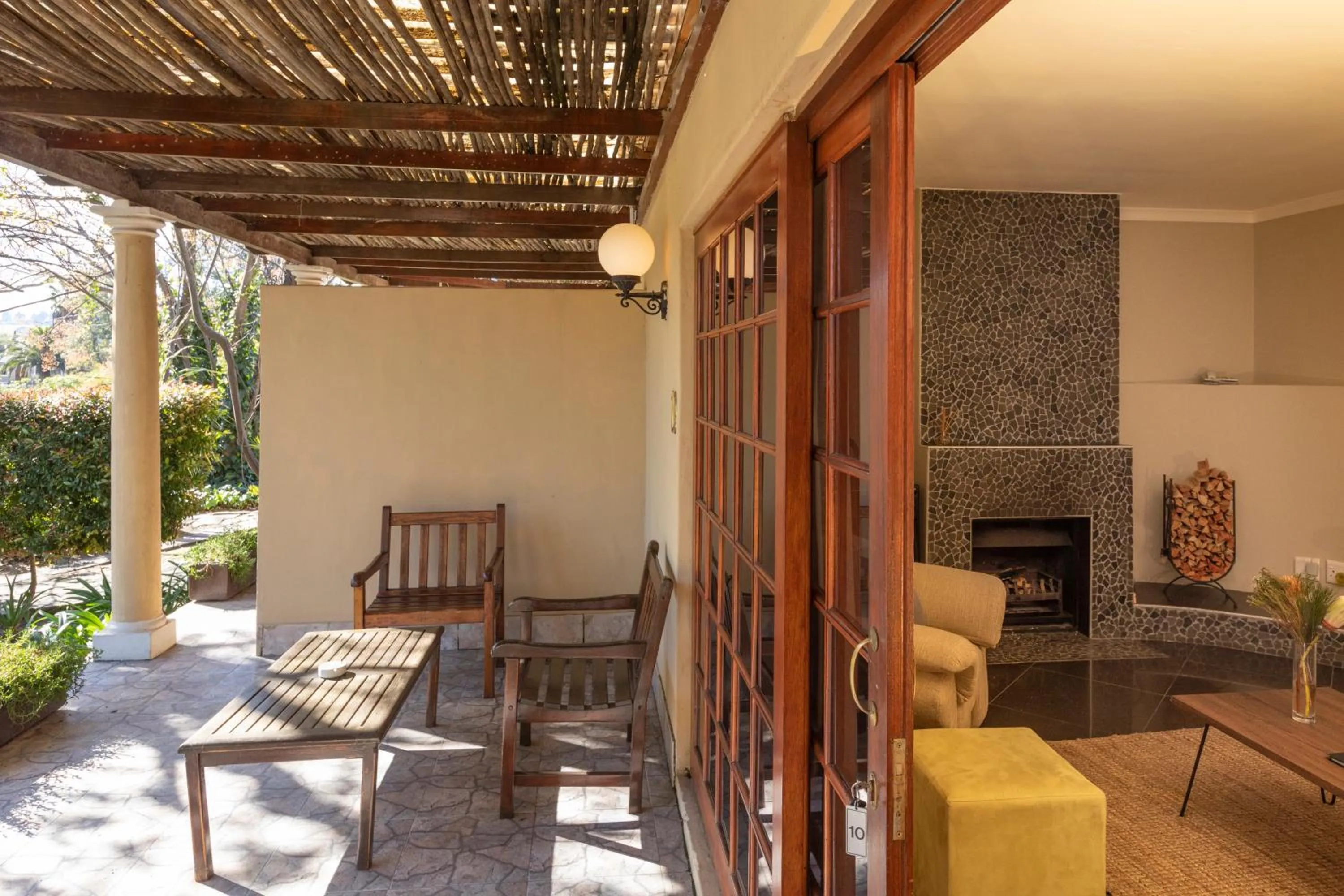 The Country Guesthouse