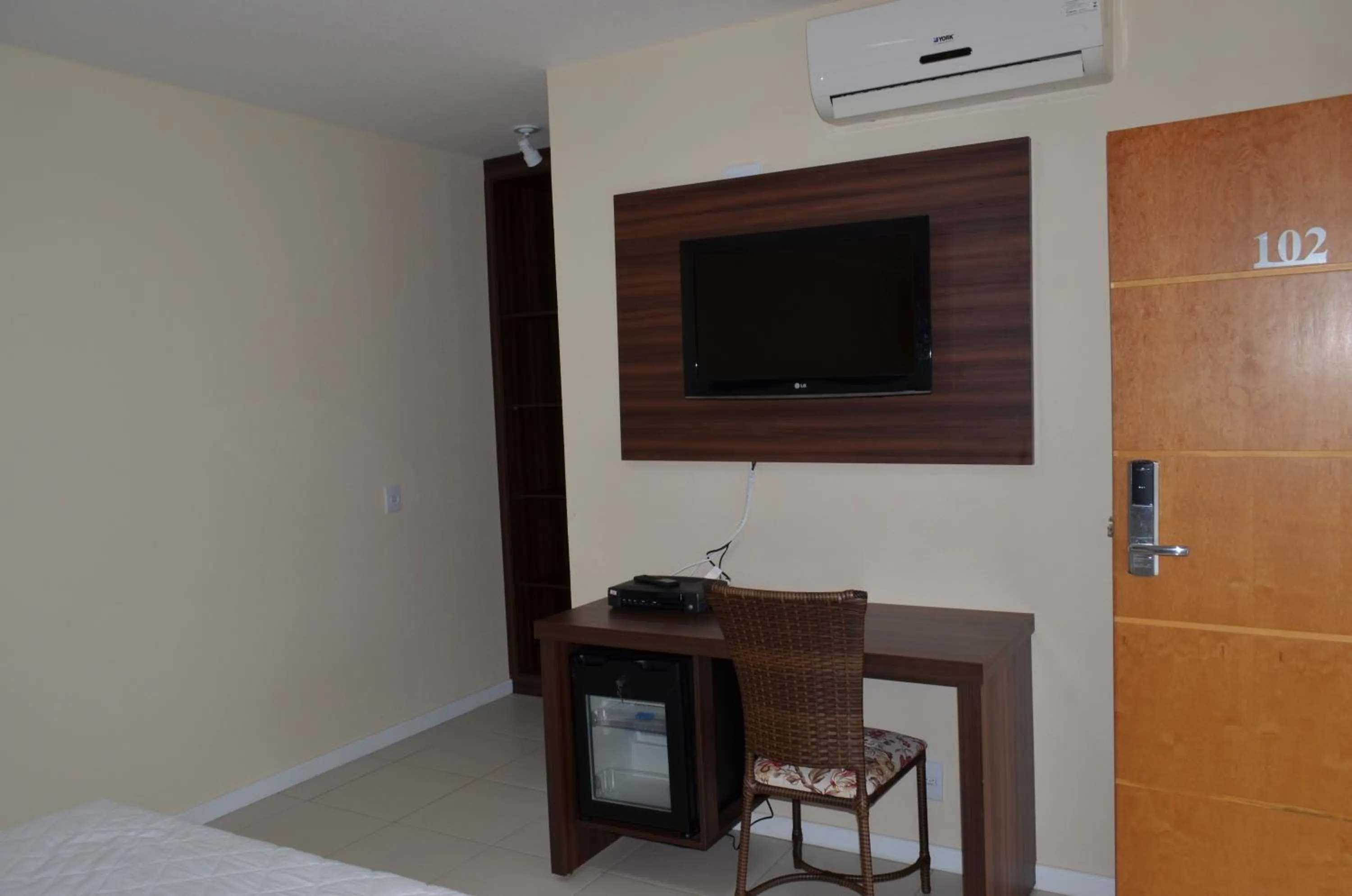 Day, Bed in Sakr Hotel Rio Preto