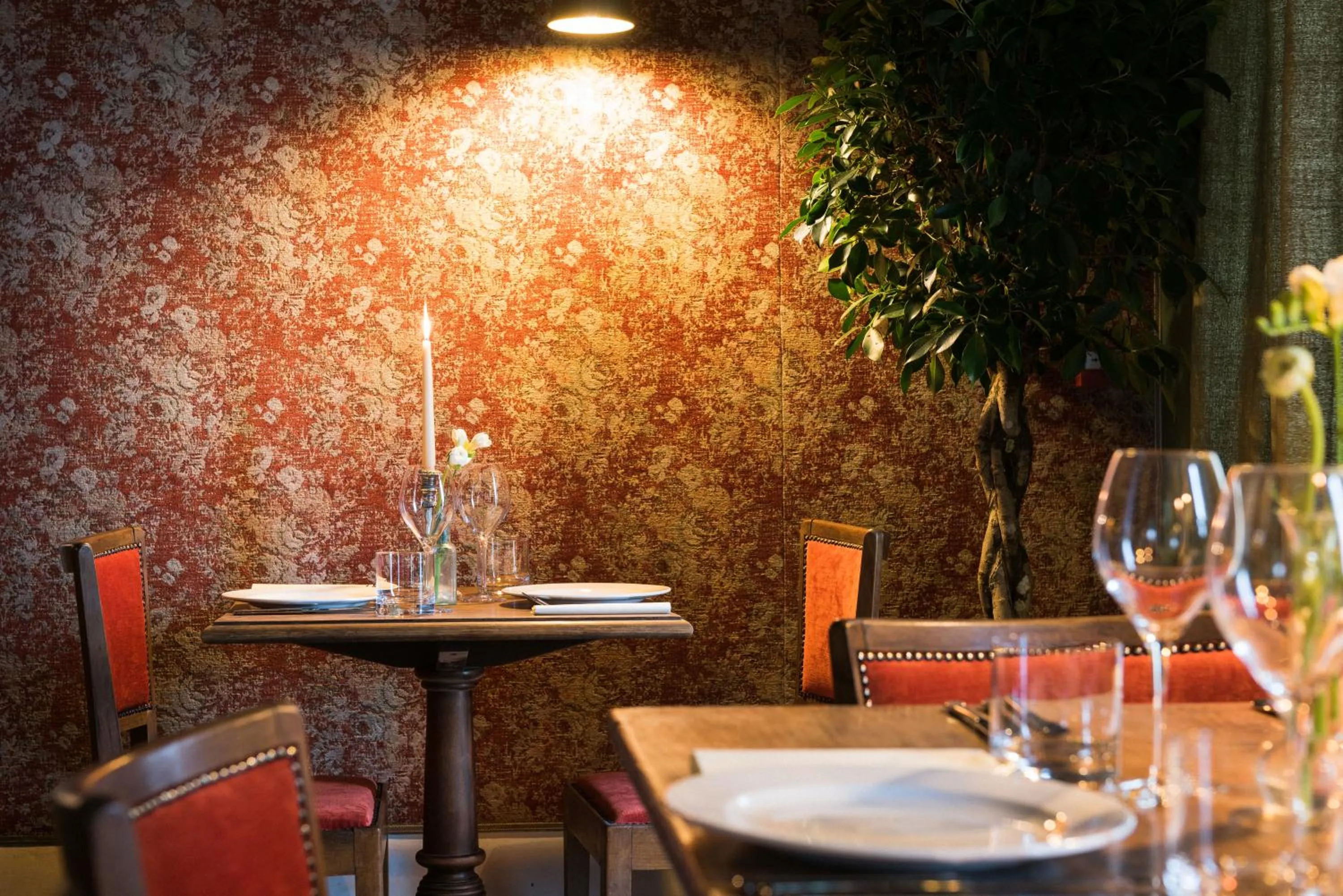 Restaurant/places to eat in The Brisley Bell