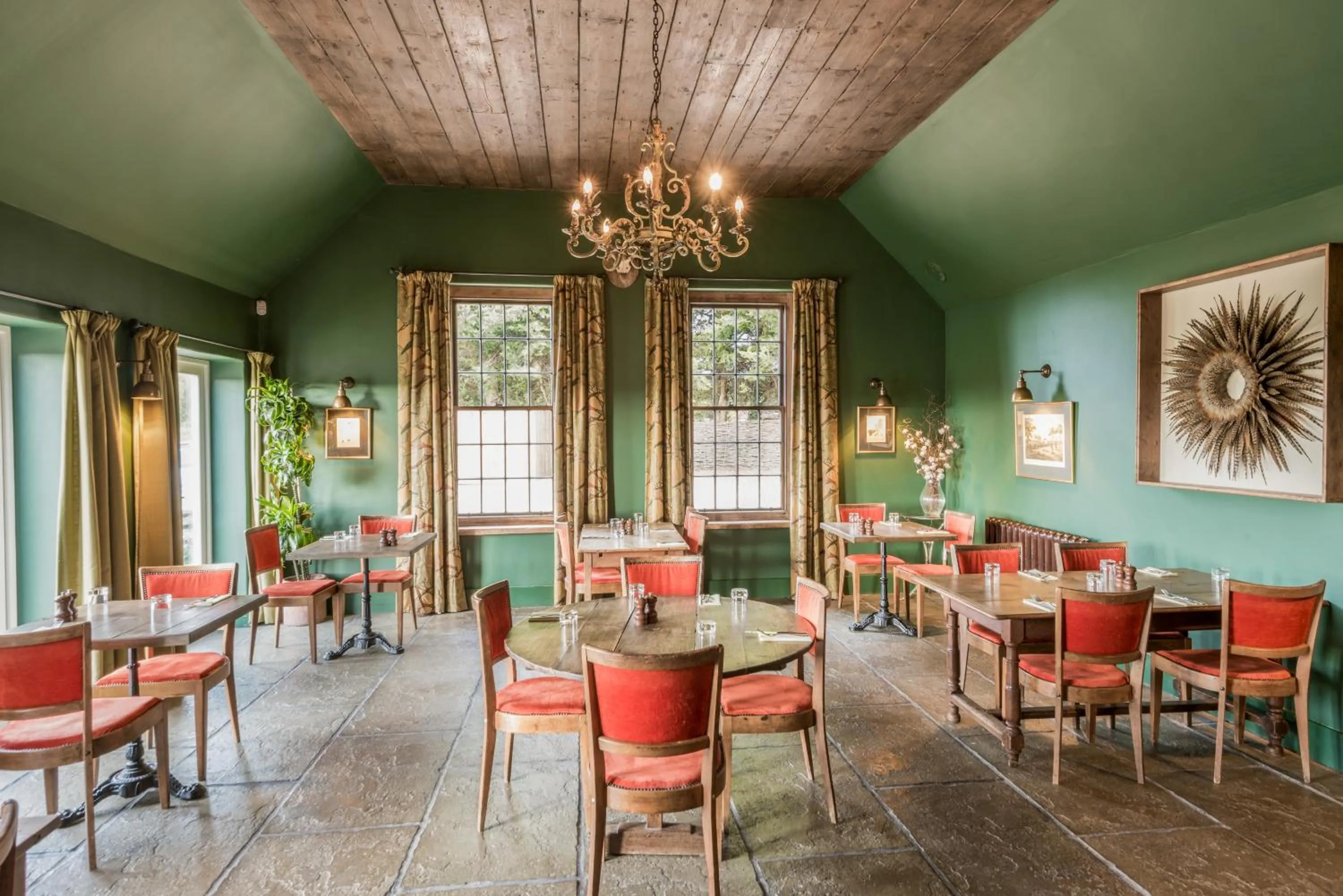 Restaurant/places to eat in The Brisley Bell