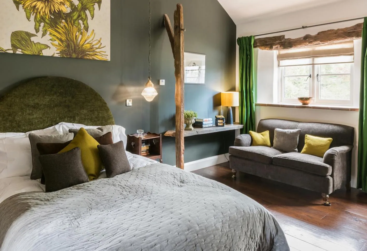 Bedroom, Bed in The Brisley Bell