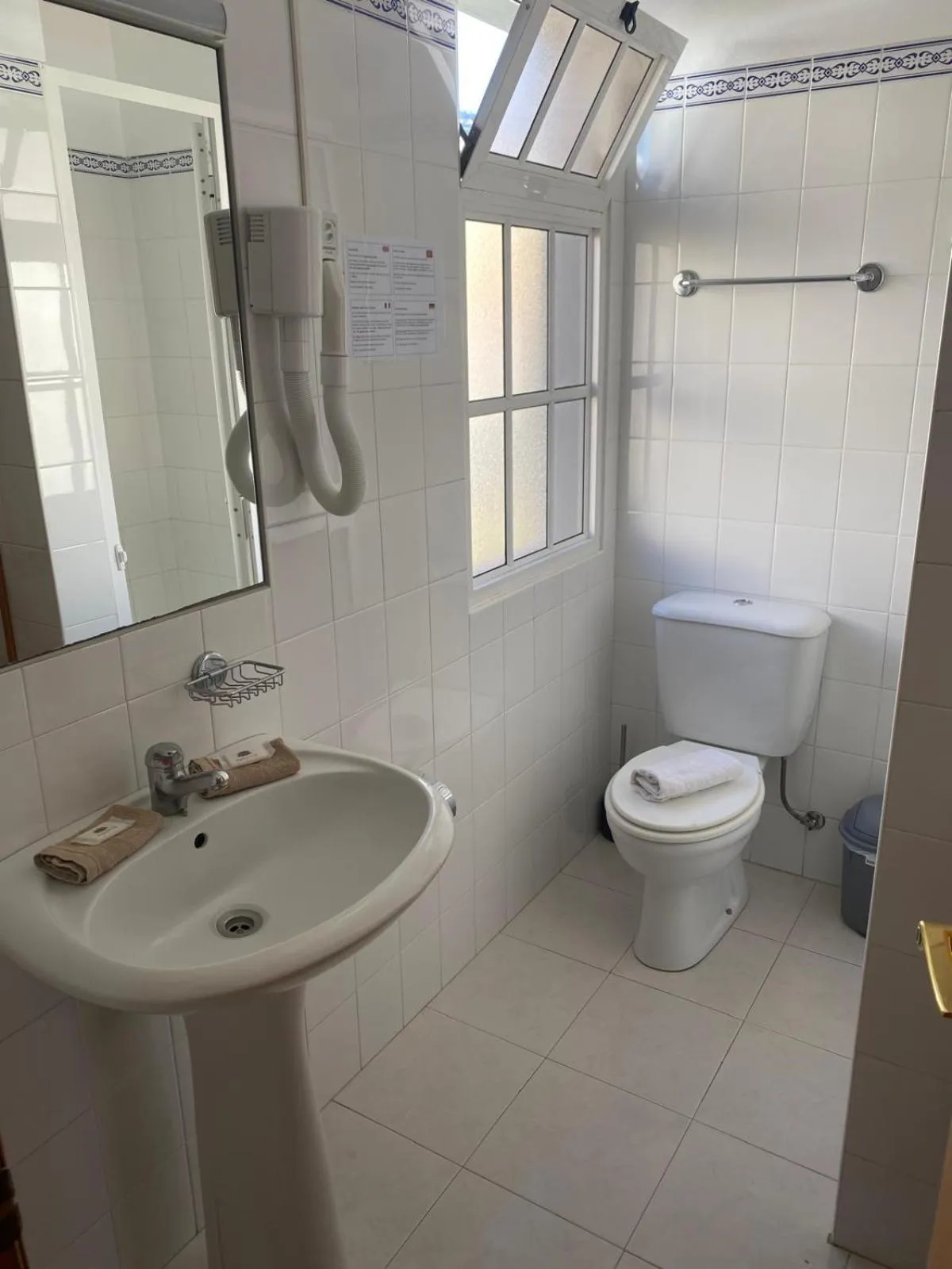 Bathroom in Valhalla Panorama