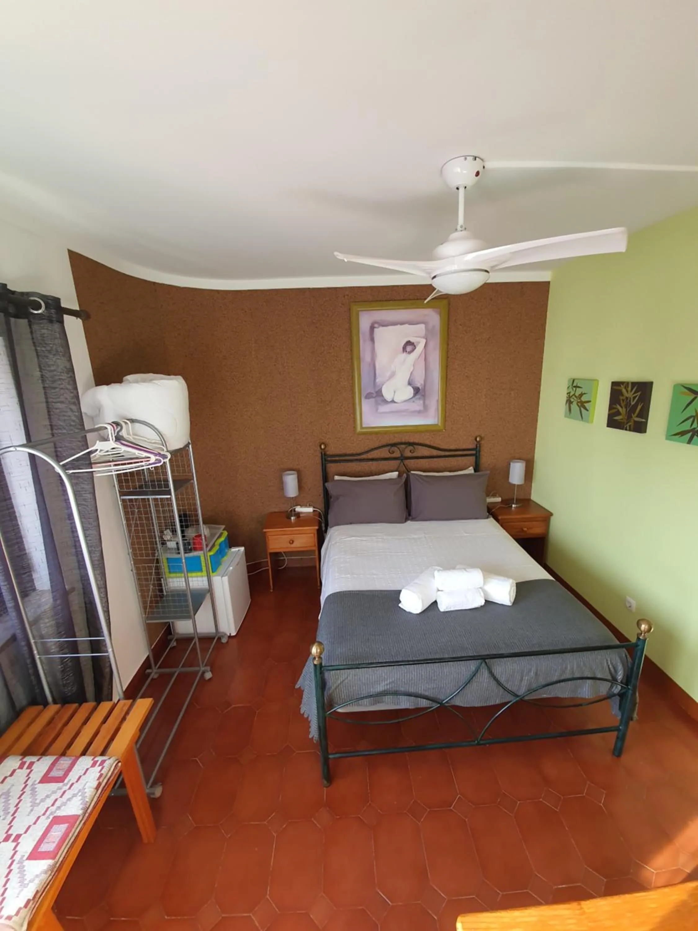 Bedroom, Bed in Ocean View Lagos