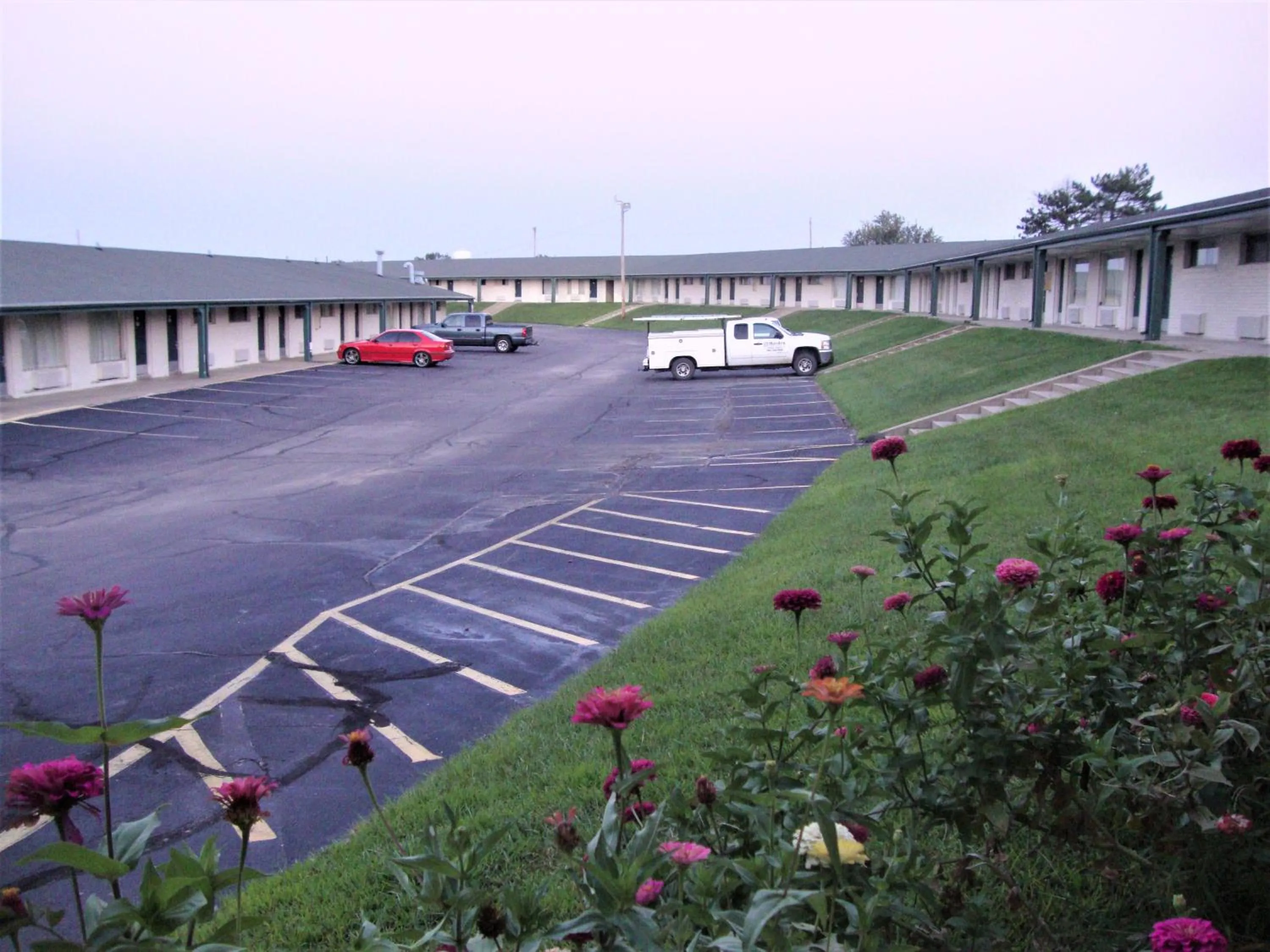 Property building in Plaza Inn