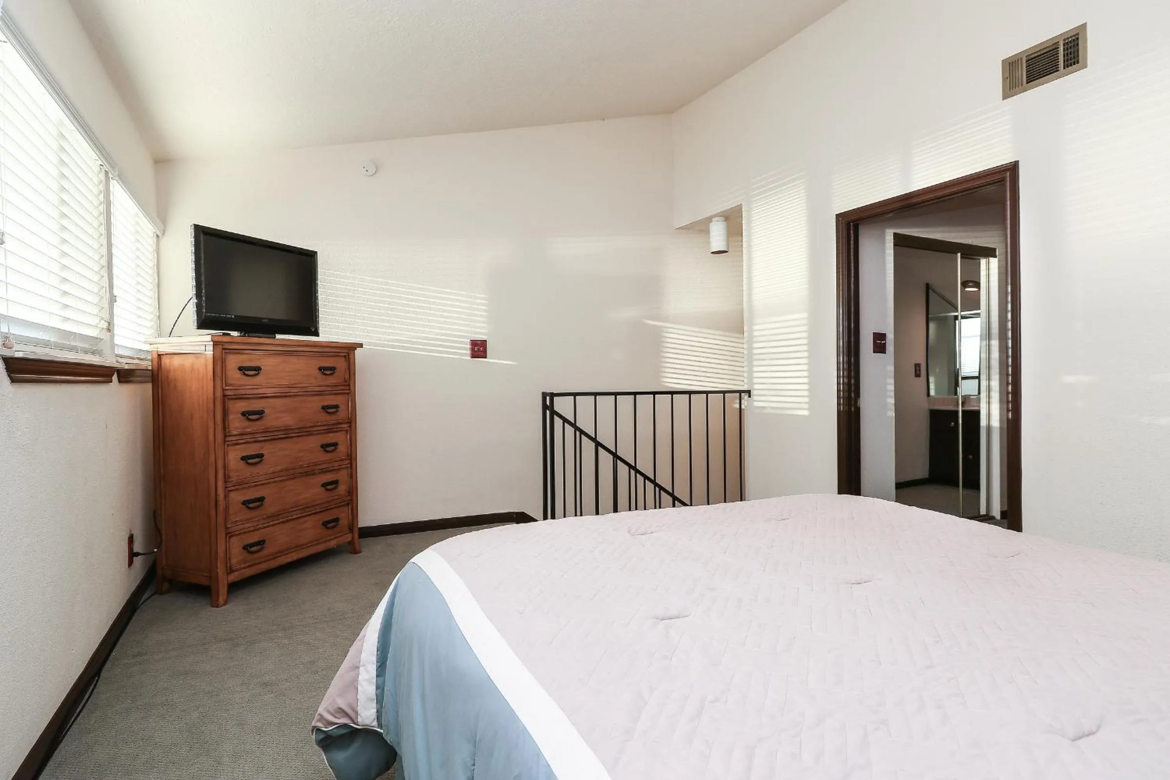 Bed in Resort Attractions