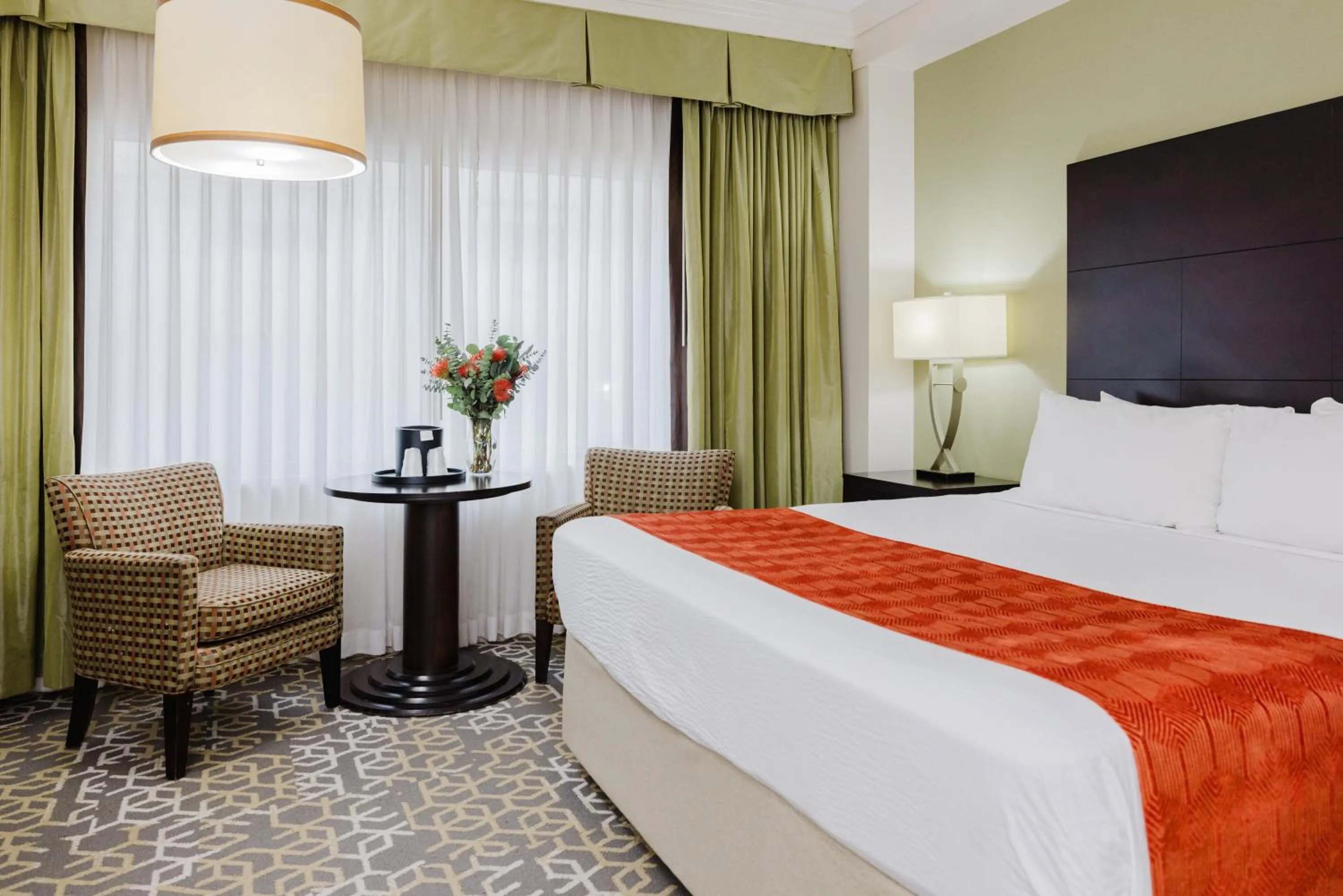 Bed in Brent House Hotel