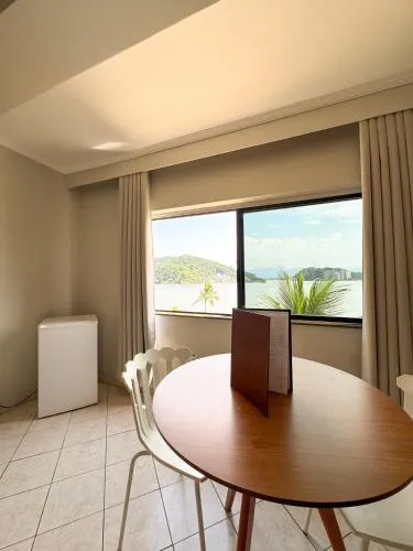 Ilha Porchat Hotel