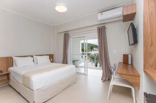 Ilha Porchat Hotel