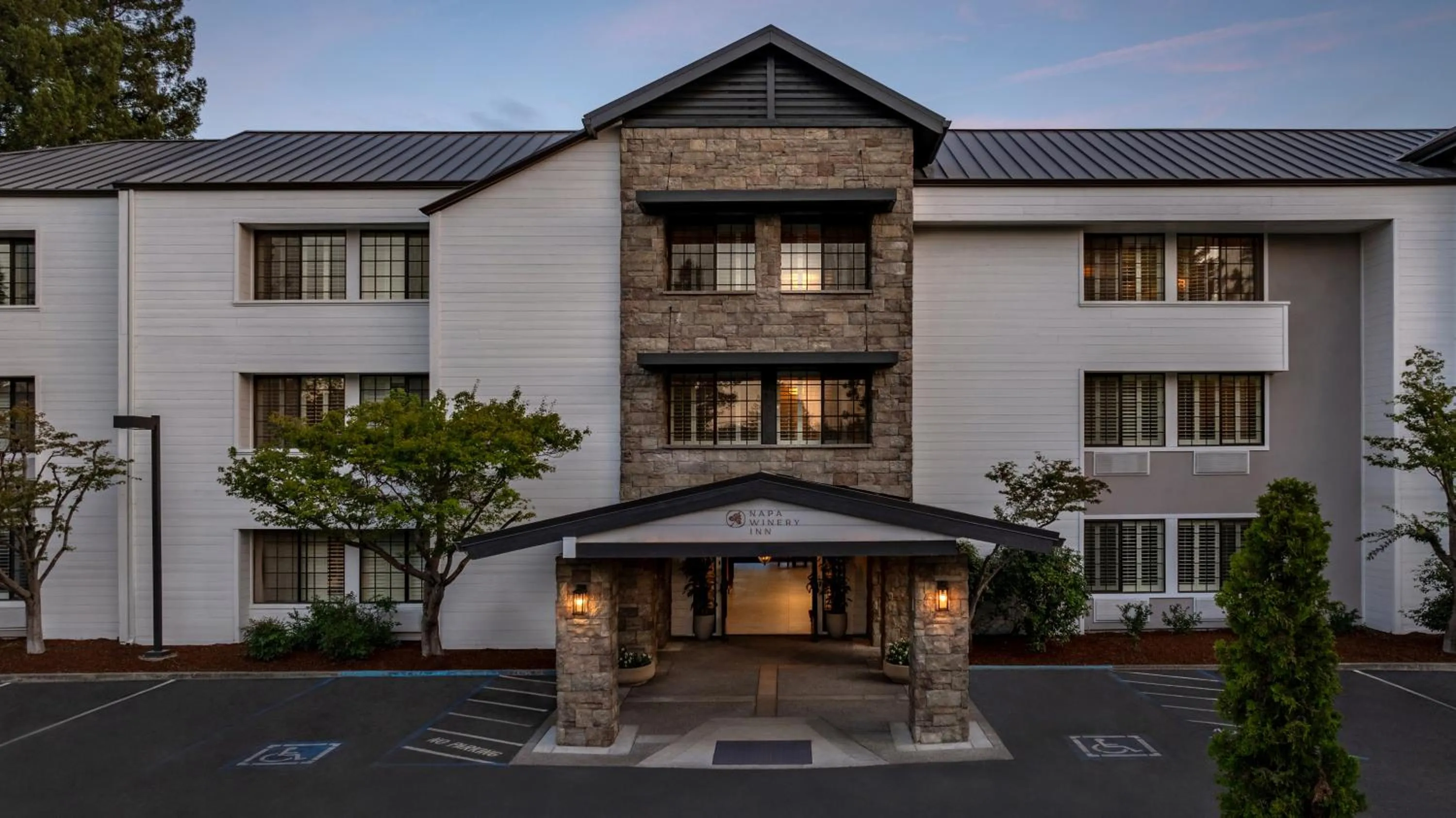 Property building in Napa Winery Inn