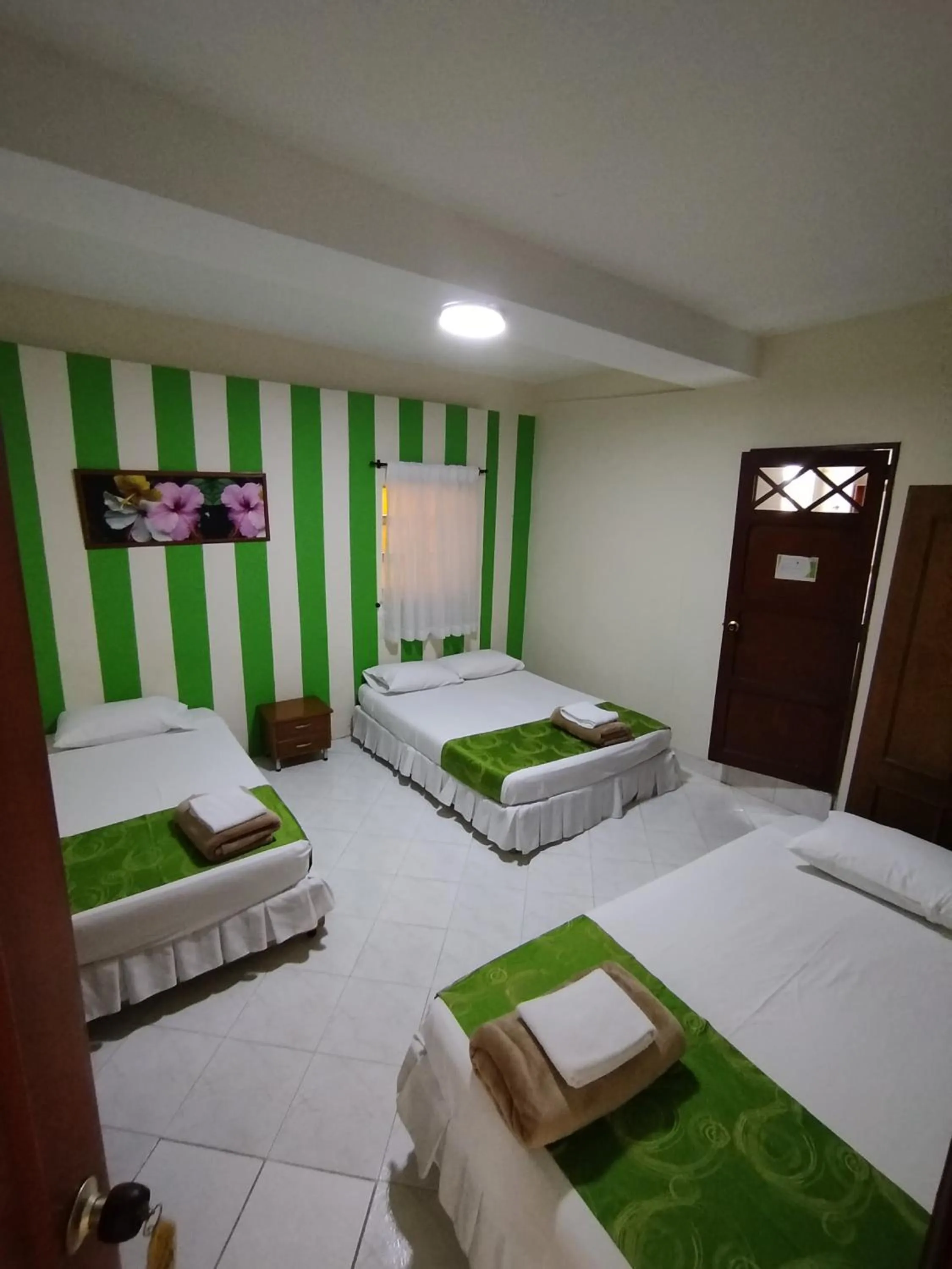 Photo of the whole room, Bed in Hotel El Andino