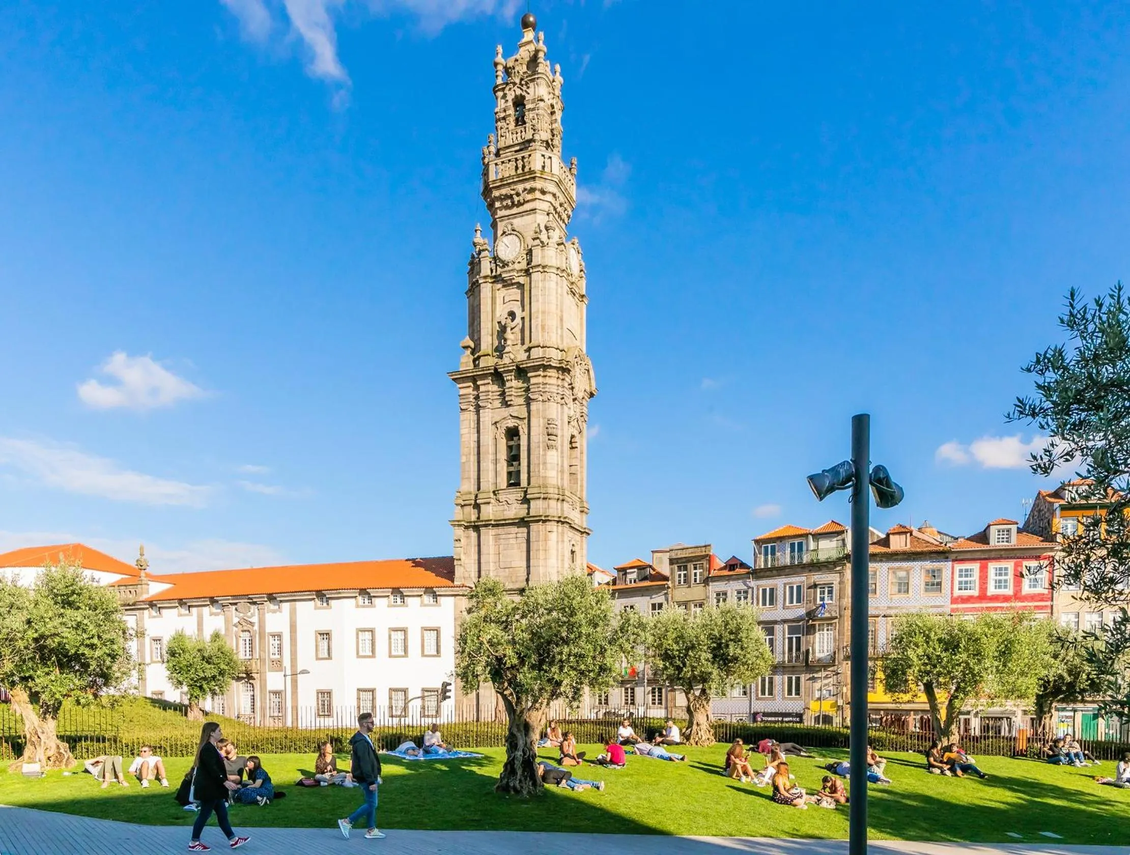 Property building in Indulge Porto Flats