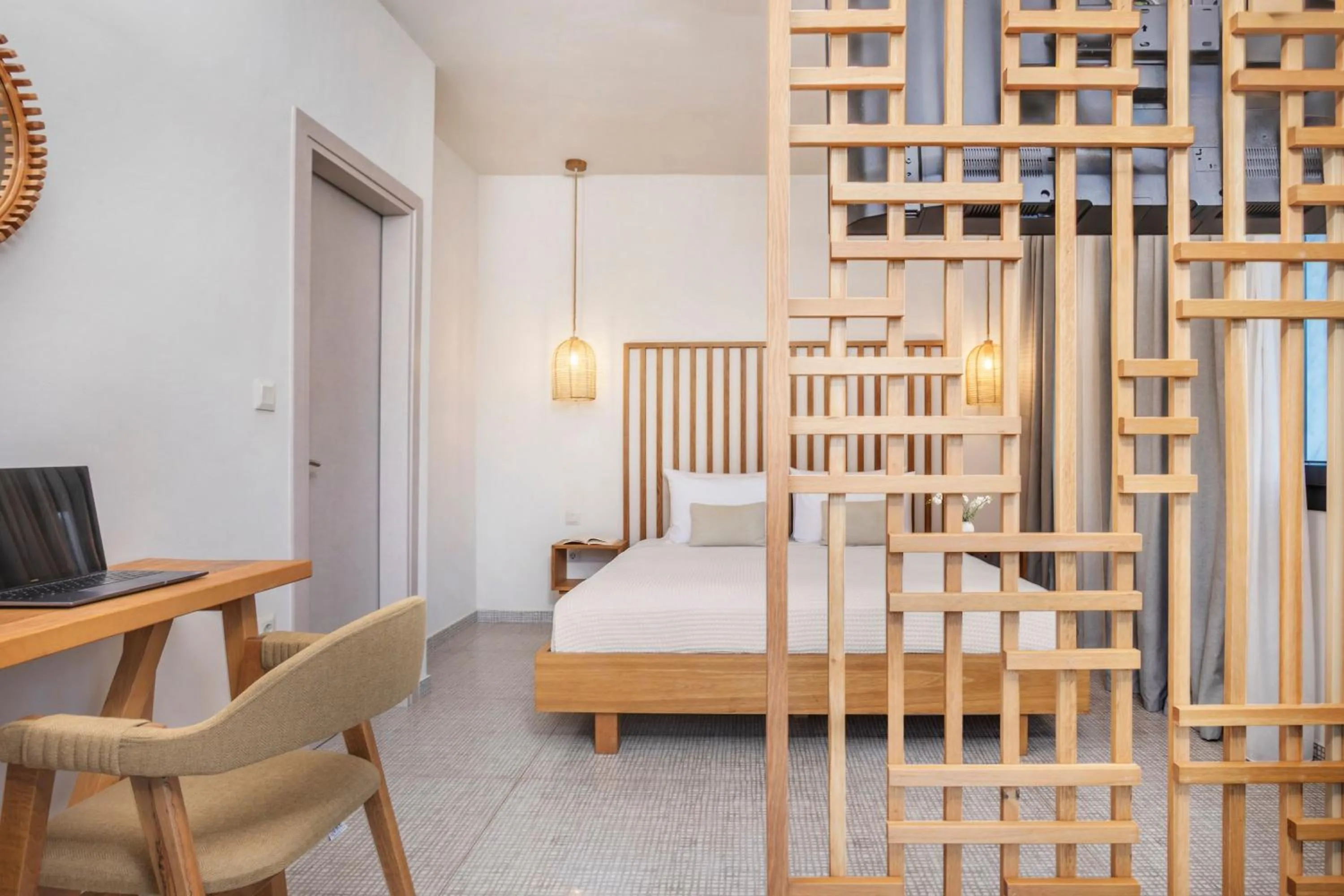 Photo of the whole room, Bed in Elies 33 Bio Retreat