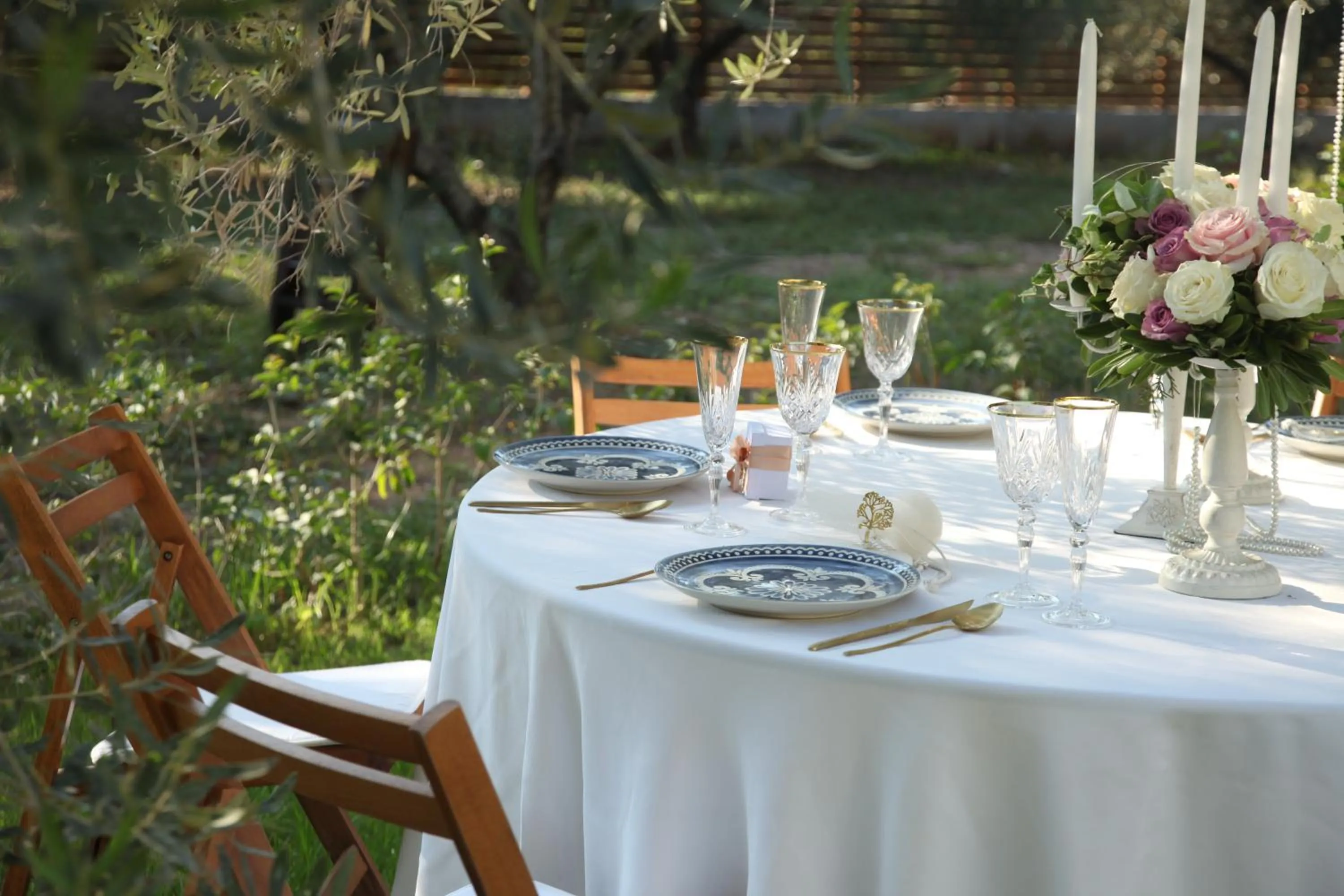 Restaurant/places to eat in Elies 33 Bio Retreat