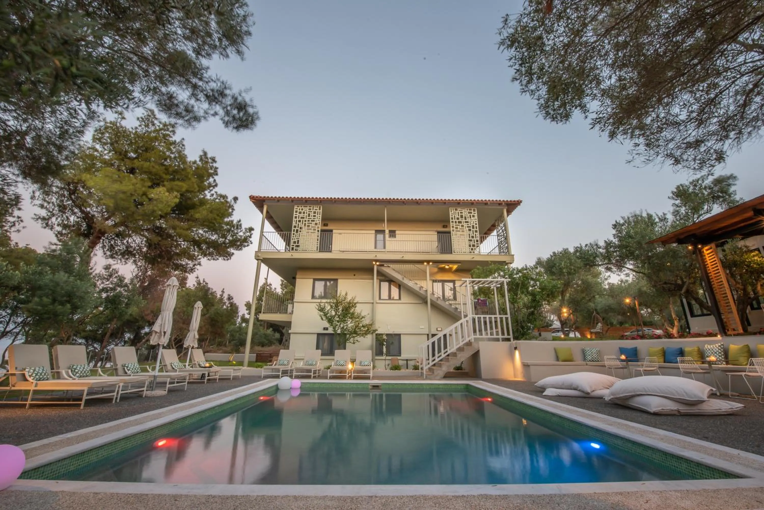 Property building in Elies 33 Bio Retreat