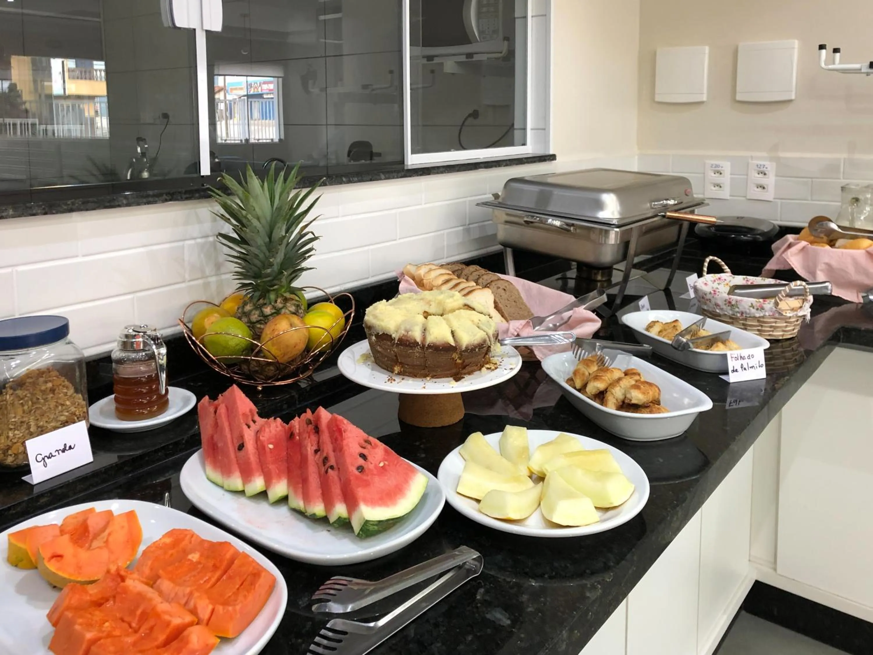 Breakfast in Sense Hotel Araucária