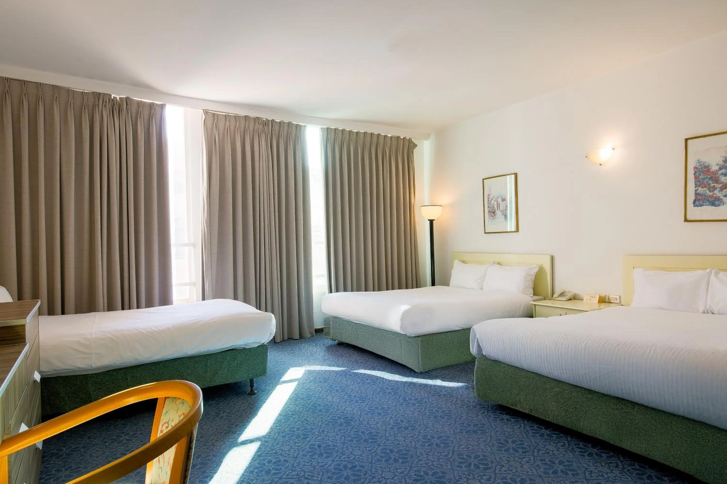 Bedroom, Bed in Petra Palace Hotel