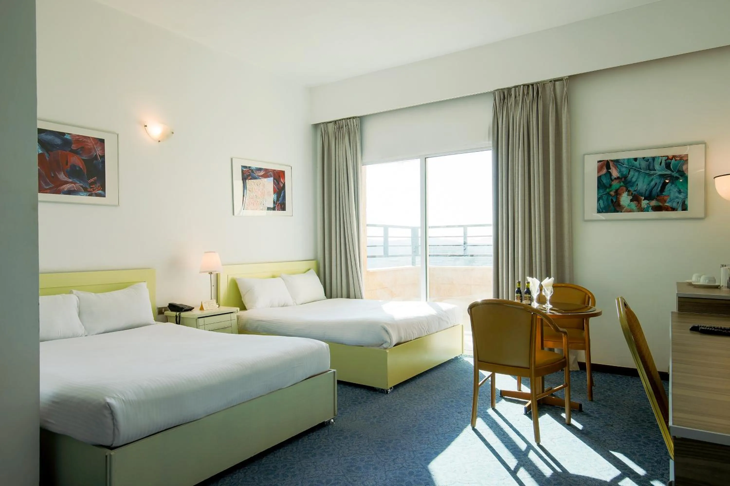 Bedroom, Bed in Petra Palace Hotel