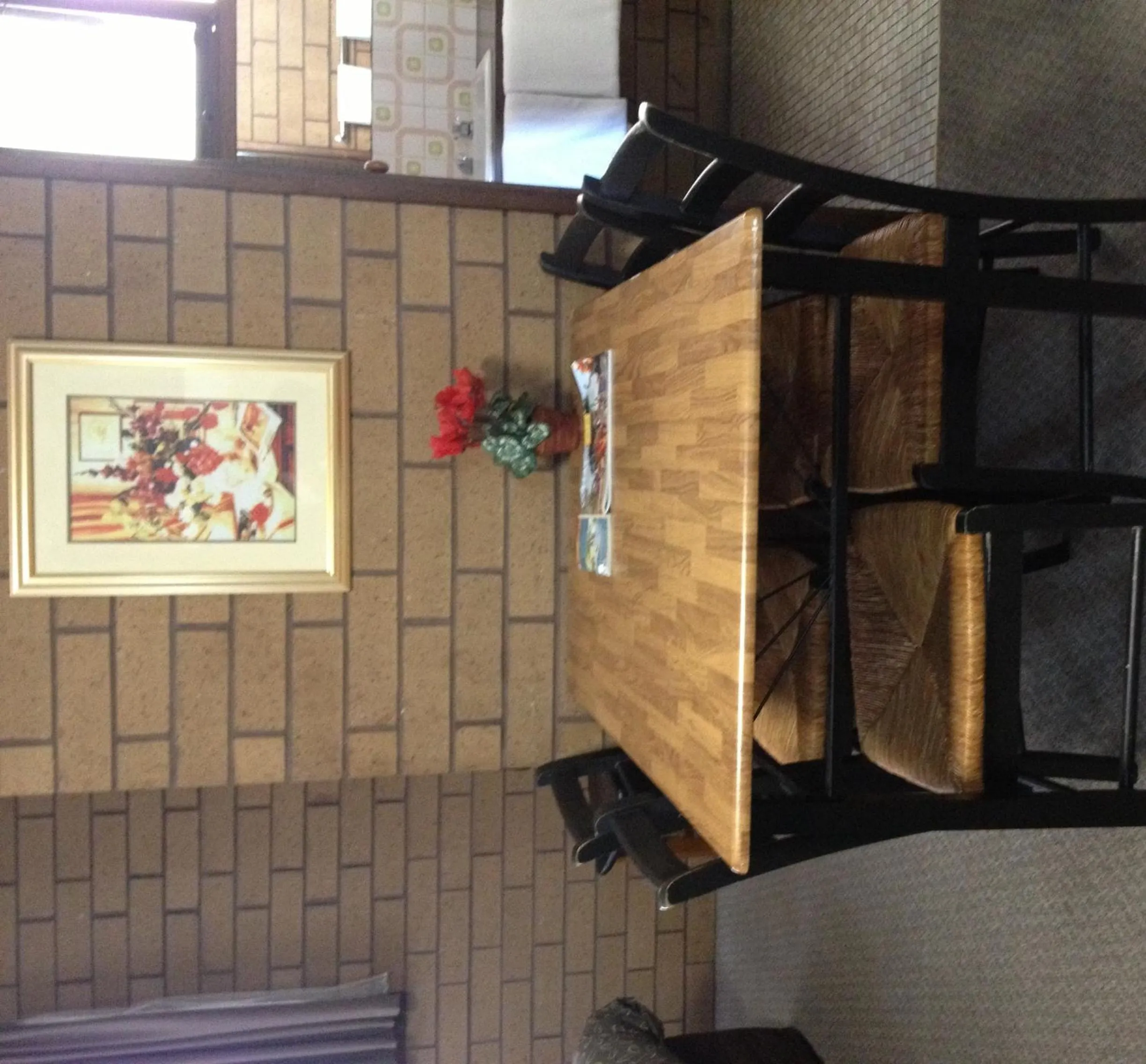 Dining area in Rippleside Park Motor Inn