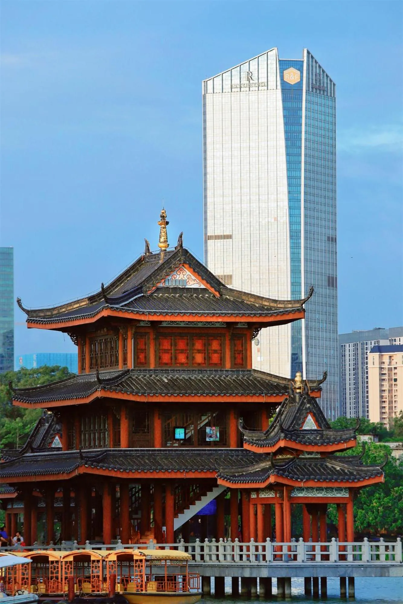 Property building in Renaissance Huizhou Hotel