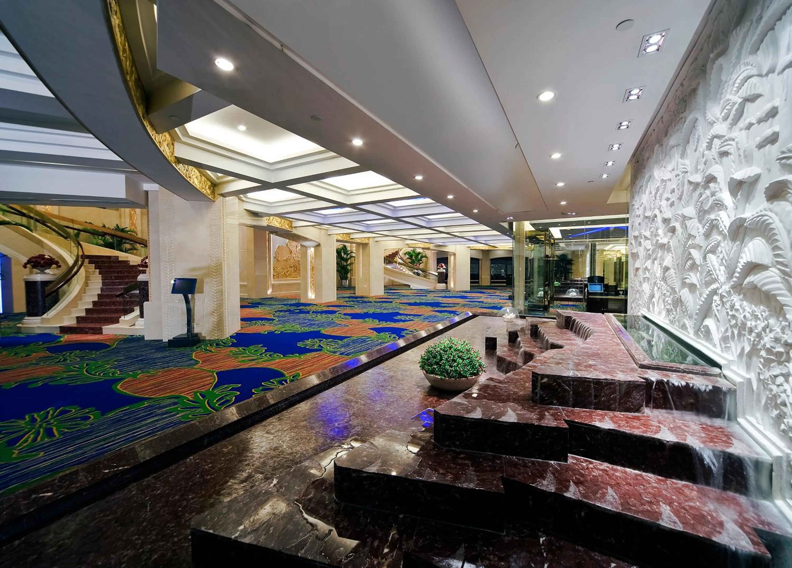 Lobby or reception in Nanjing Central Hotel