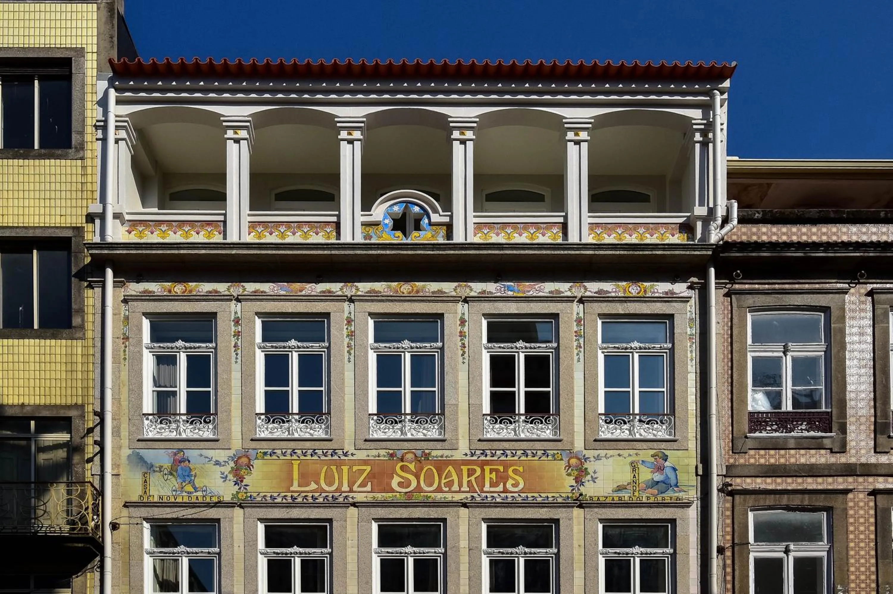 Property building in My Story Apartments Porto - Santa Catarina