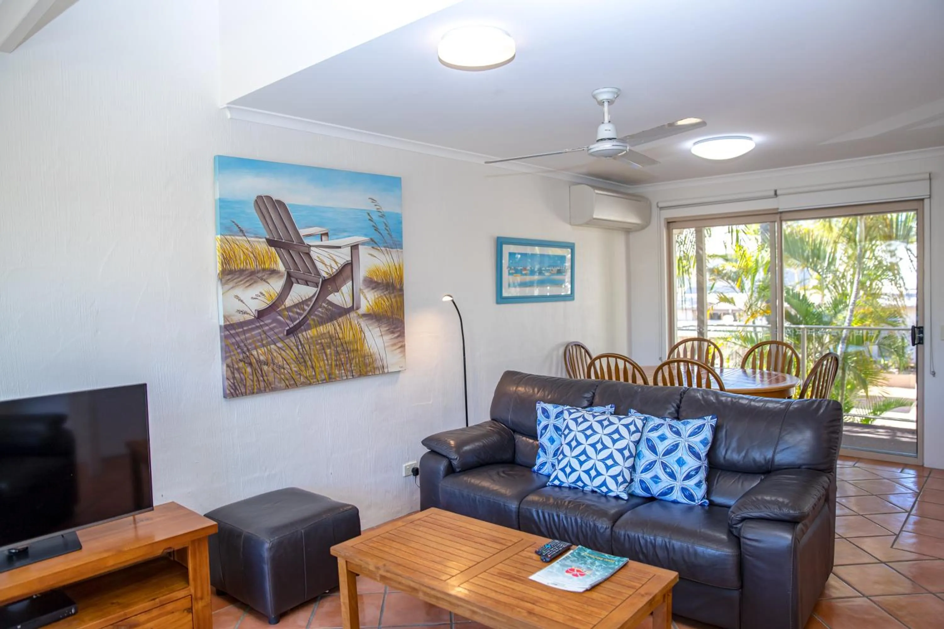 TV and multimedia in The Islander Noosa Resort