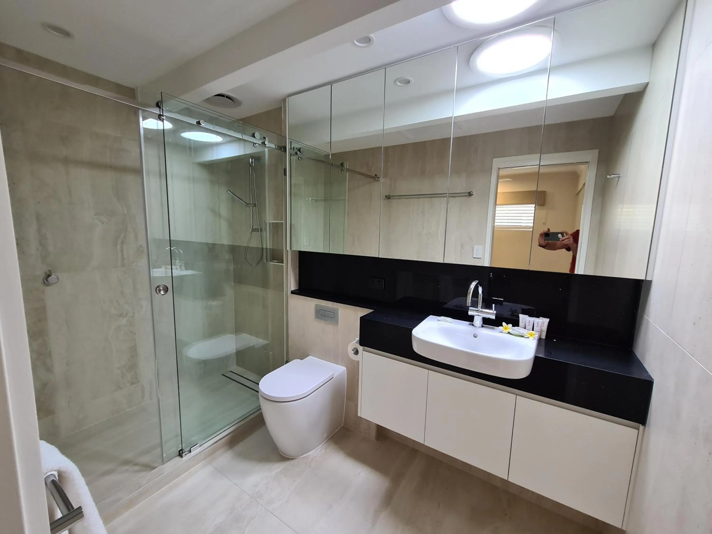 Shower in The Islander Noosa Resort