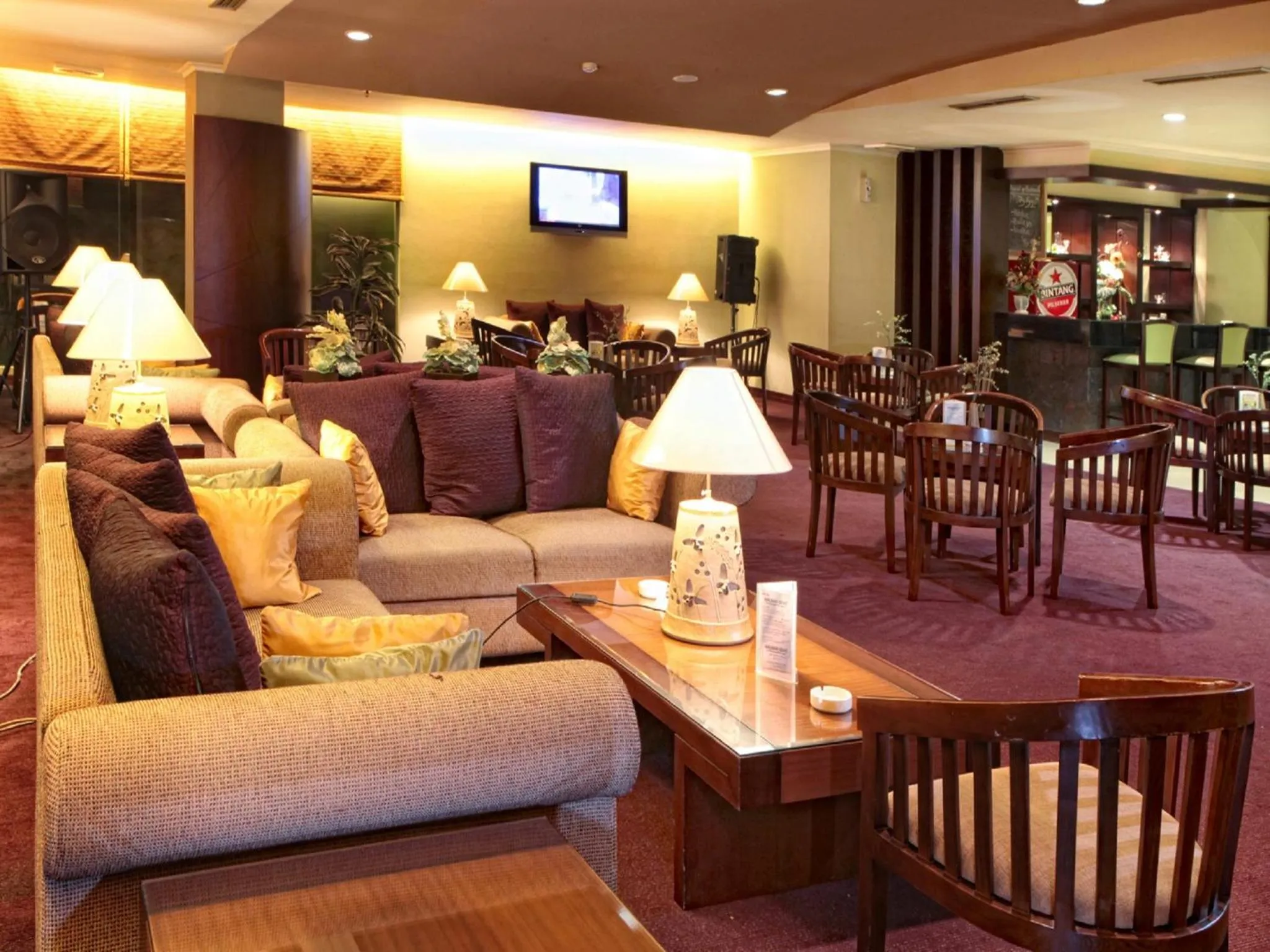 Lounge or bar in Grand Zuri Dumai