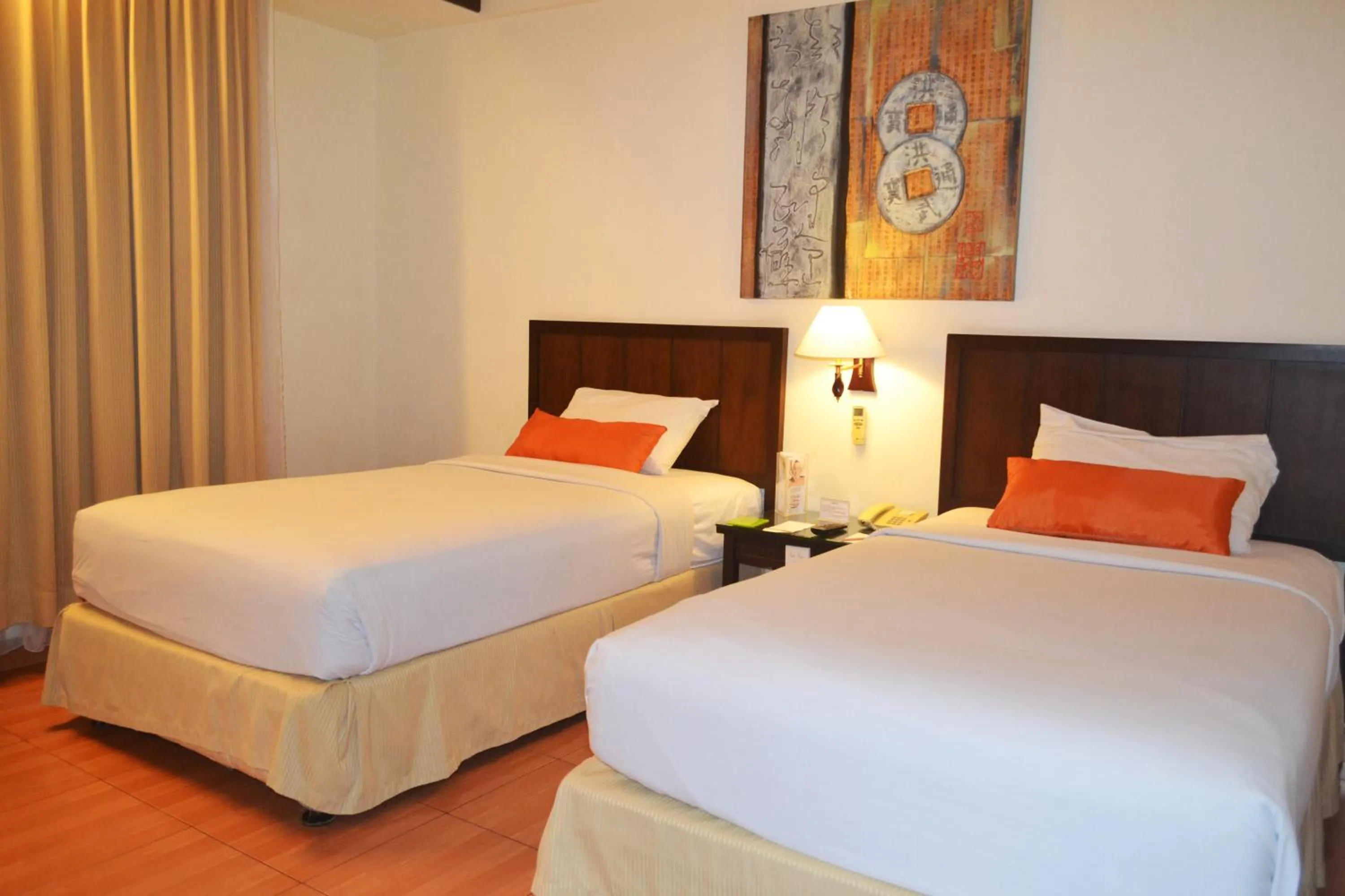 Superior Twin Room in Grand Zuri Dumai