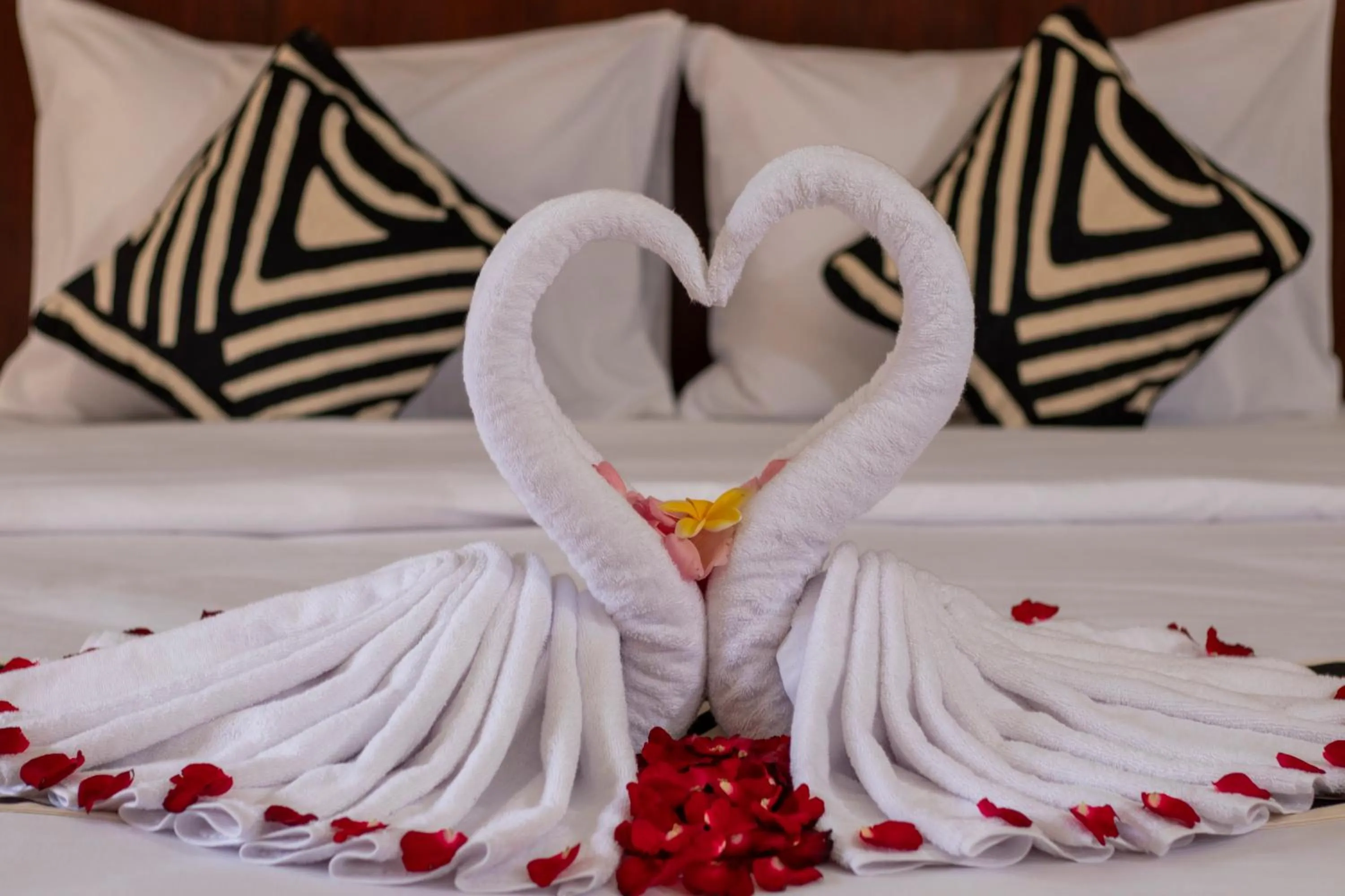 Bed in Suriwathi Hotel Legian