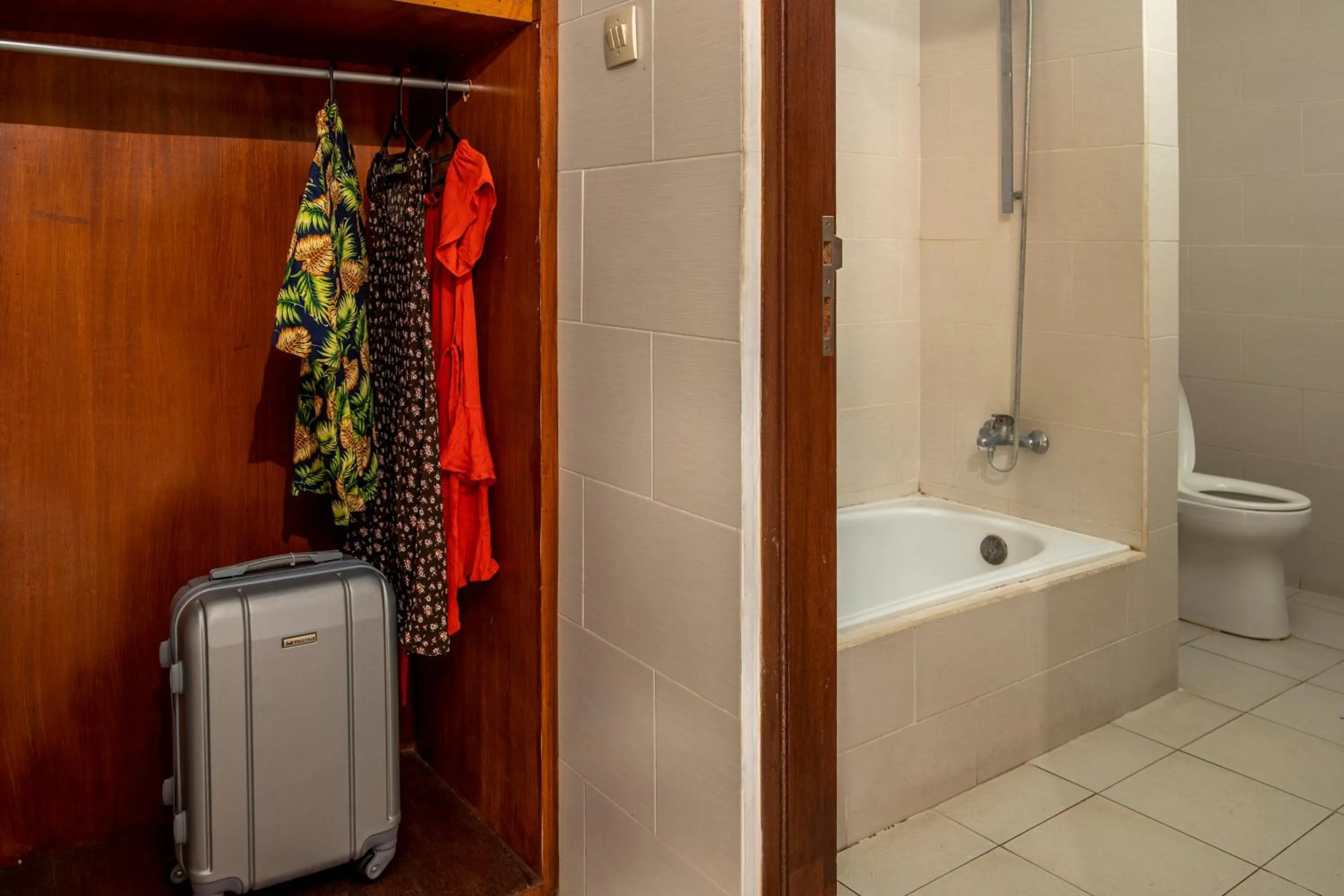 Bathroom in Suriwathi Hotel Legian