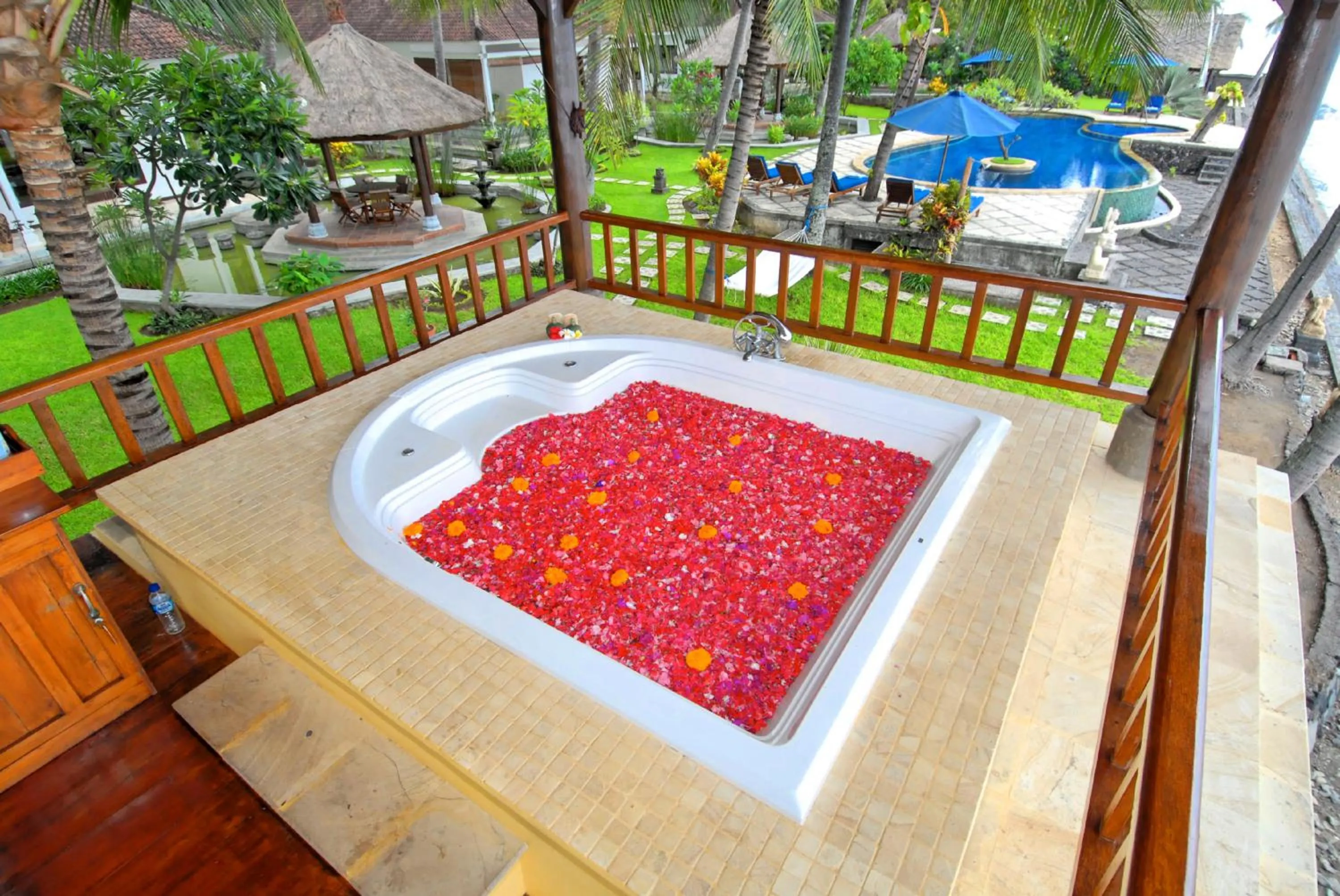 Hot Tub in Agung Bali Nirwana Villas and Spa
