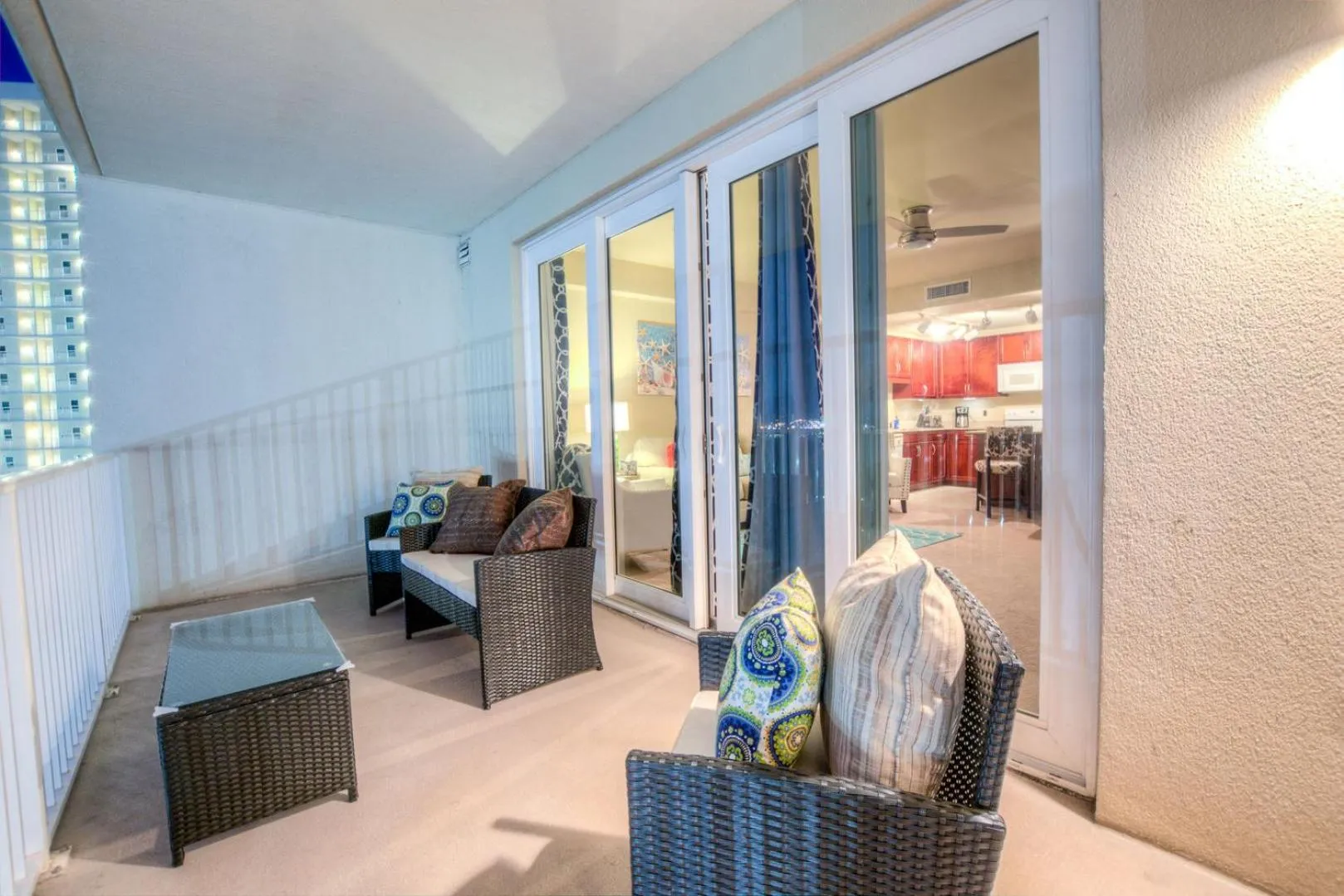 Laketown Wharf 1035 By Aneliya