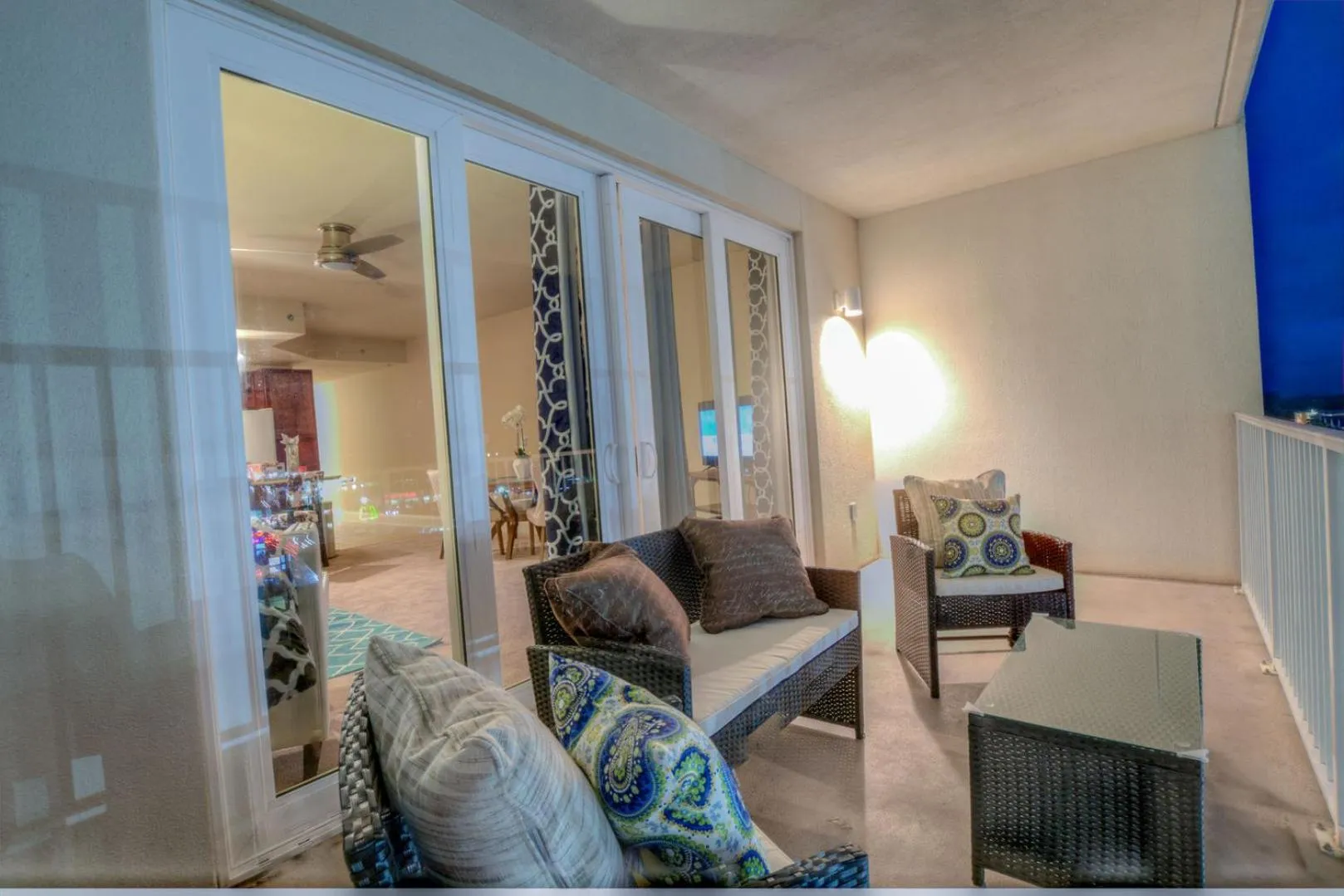 Laketown Wharf 1035 By Aneliya