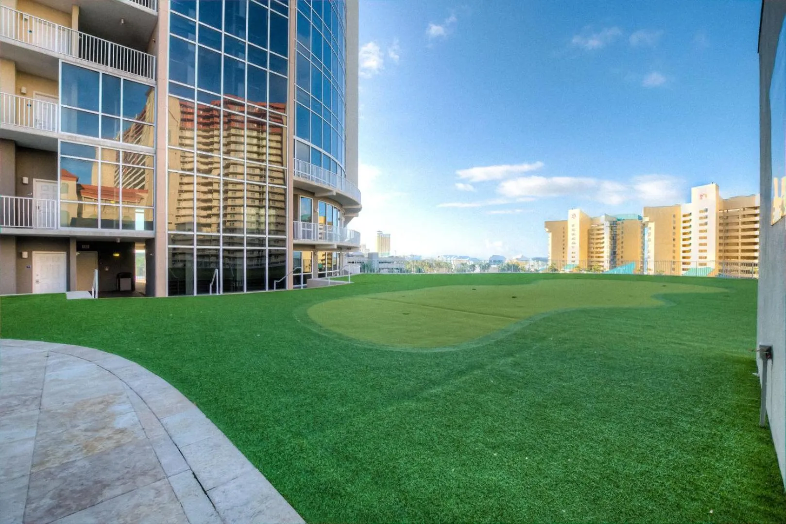 Laketown Wharf 1035 By Aneliya