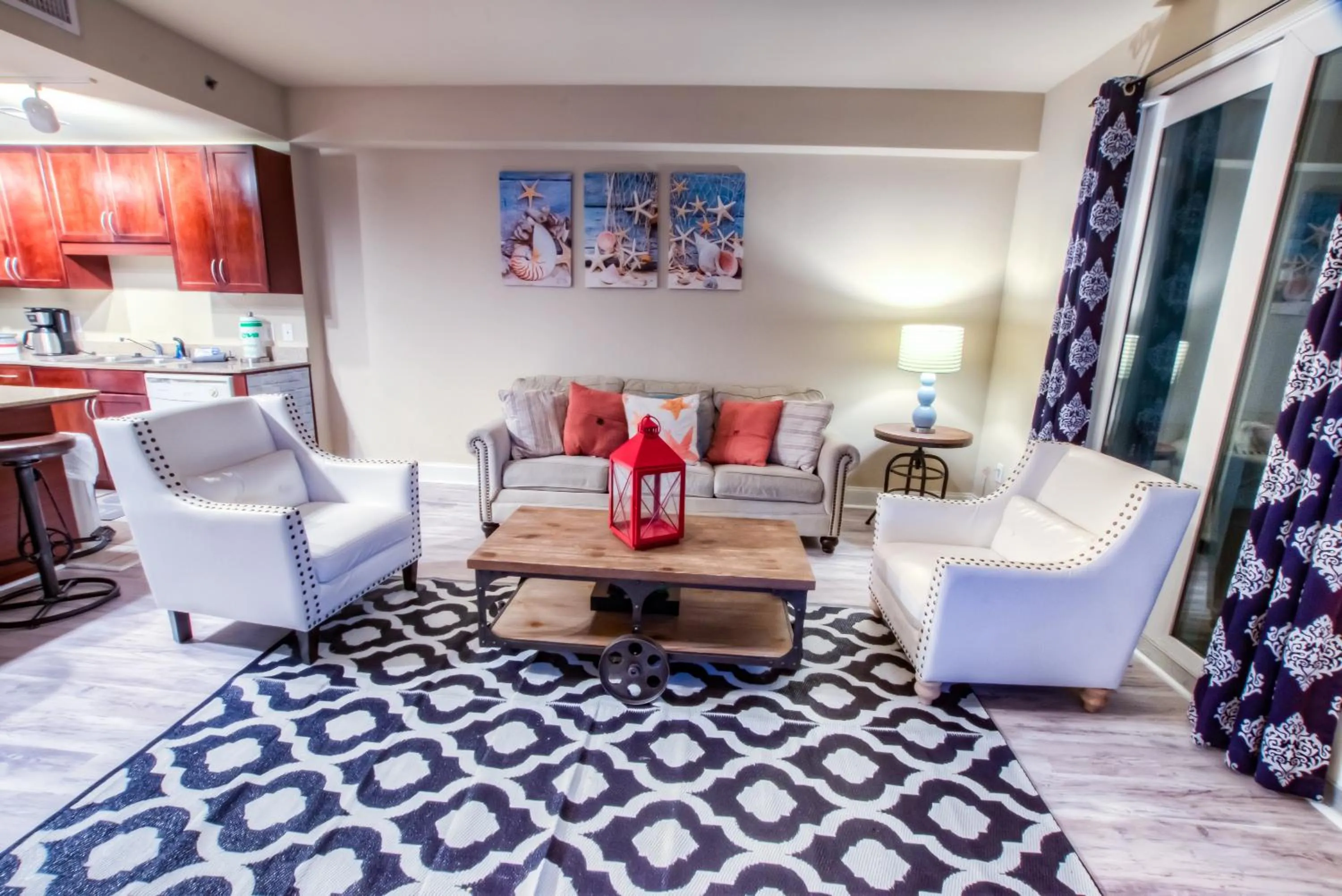 Laketown Wharf 1035 By Aneliya