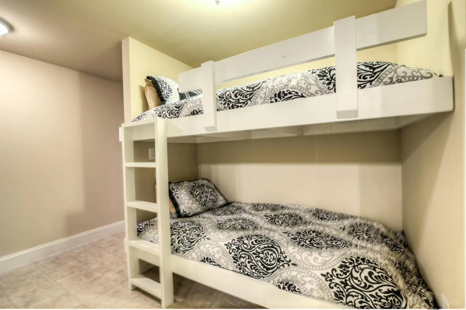 Bed in Laketown Wharf 1035 By Aneliya