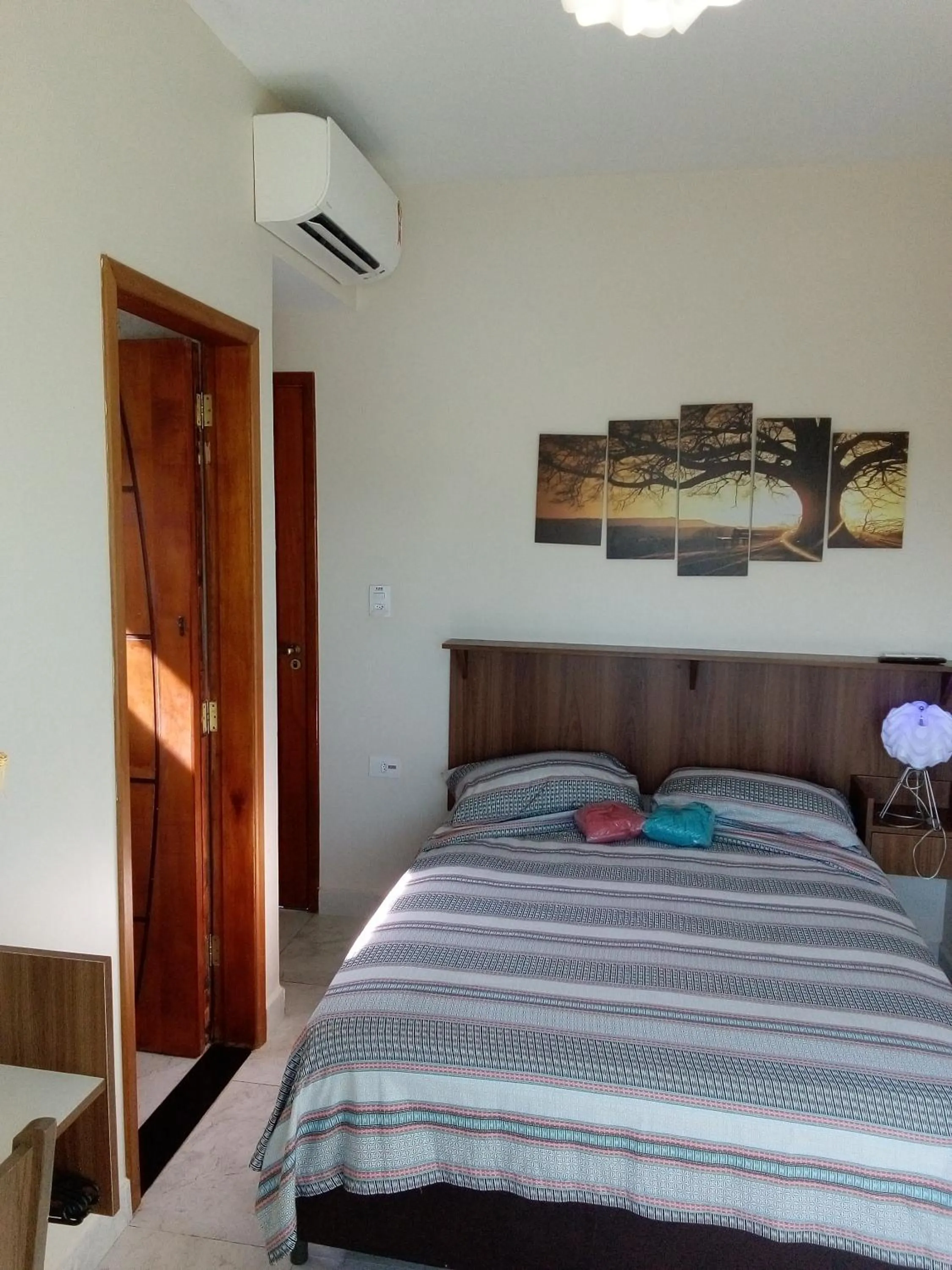 Bedroom, Bed in Pousada Reis Guarujá