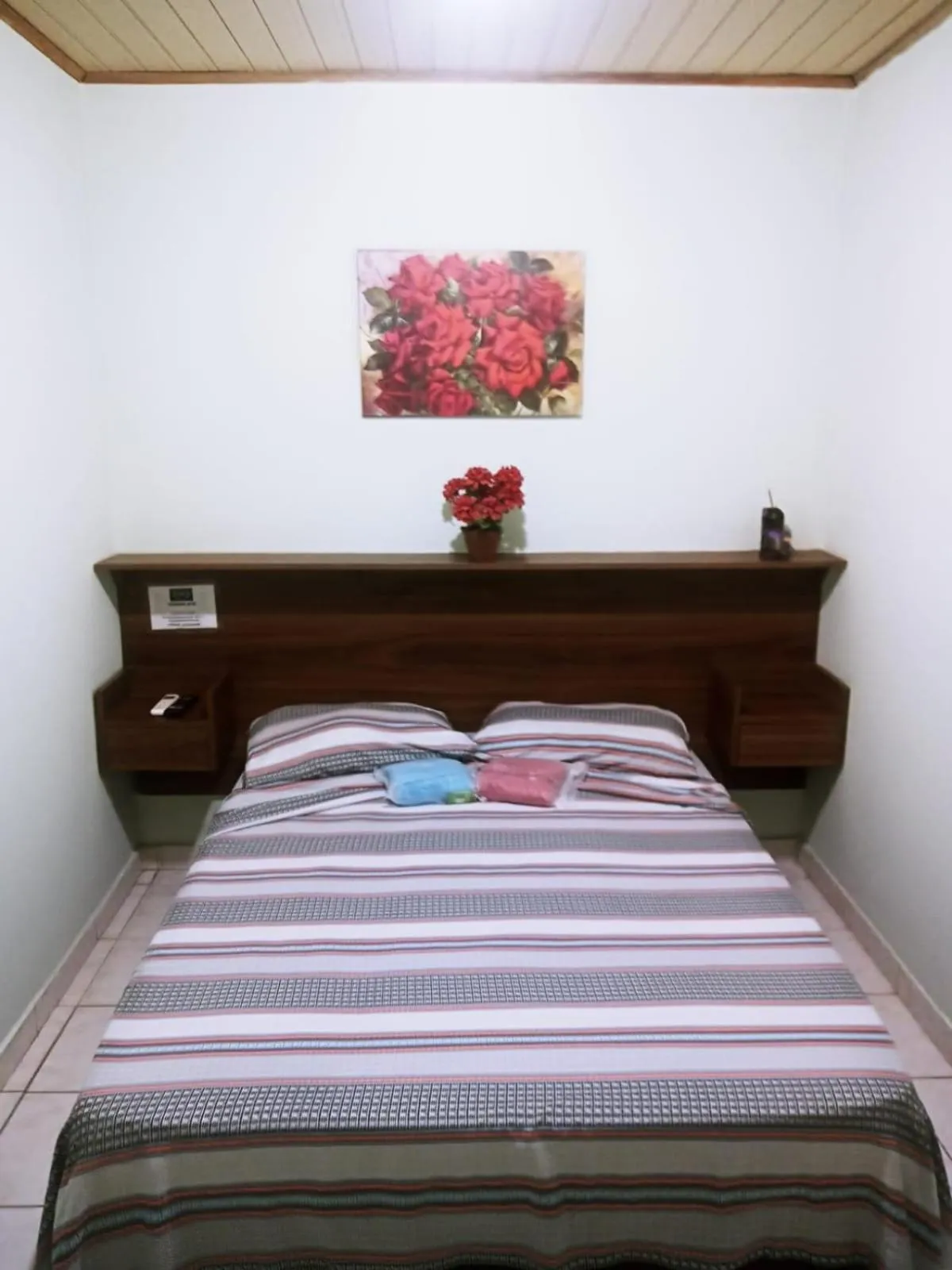Bed in Pousada Reis Guarujá