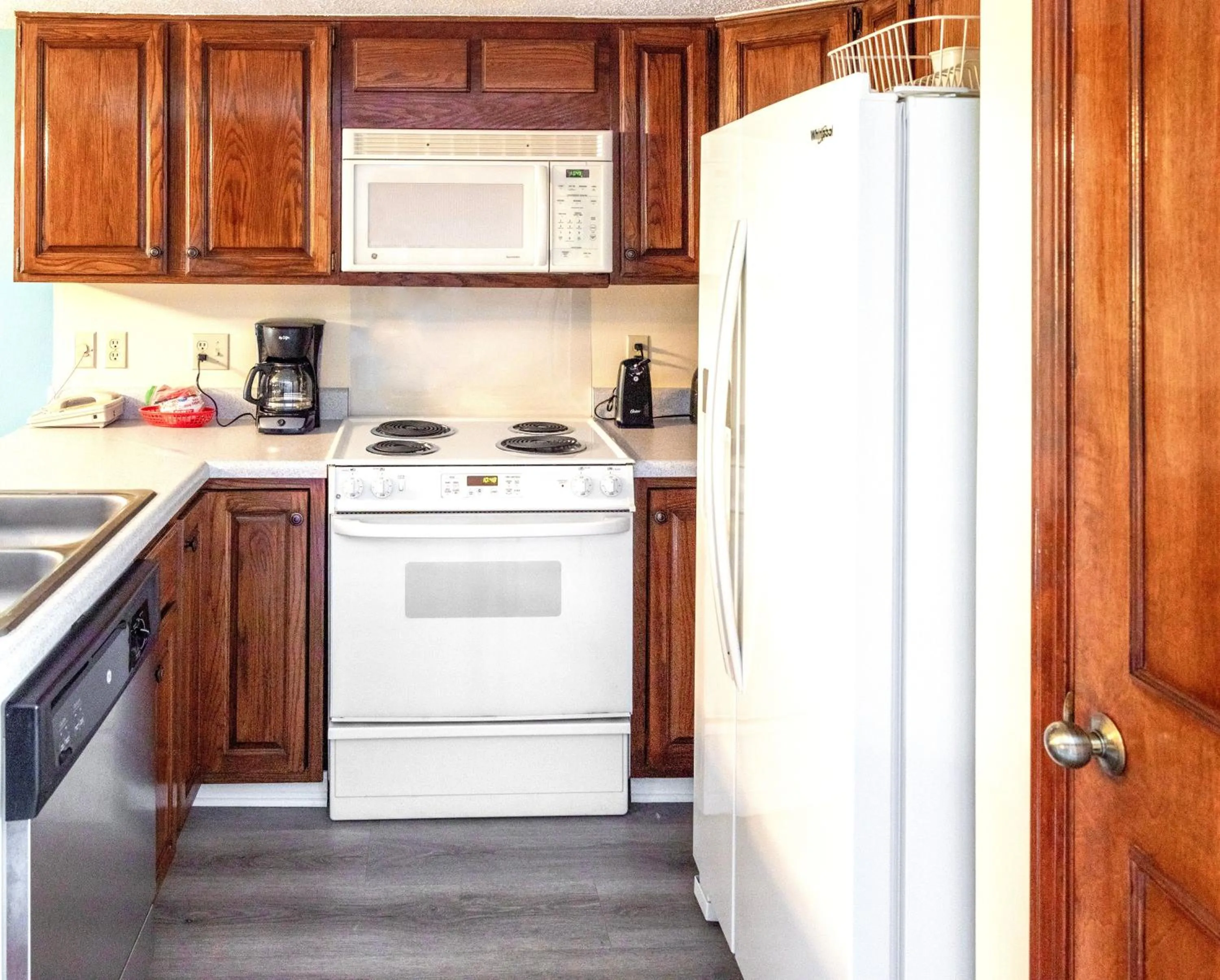 Coffee/tea facilities in Royal Holiday Beach Resort