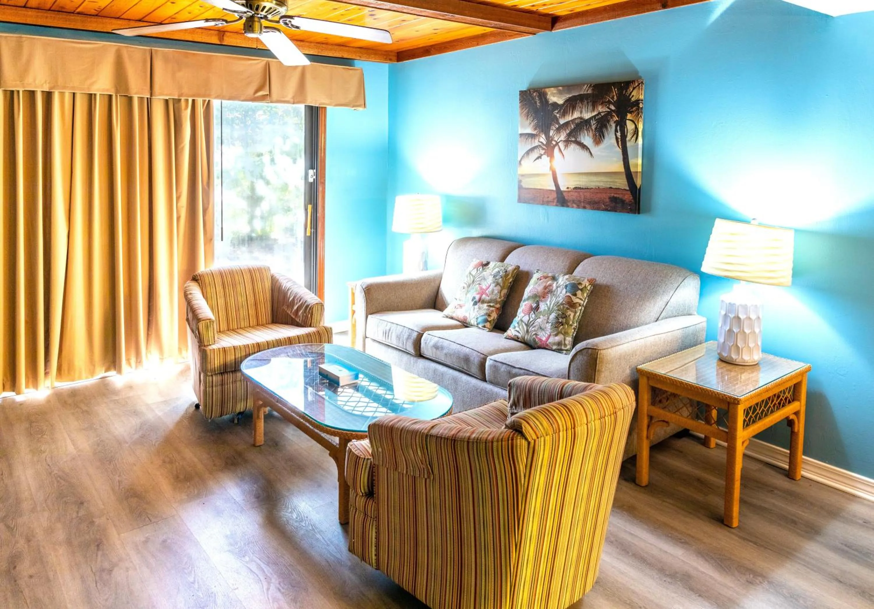 Living room in Royal Holiday Beach Resort