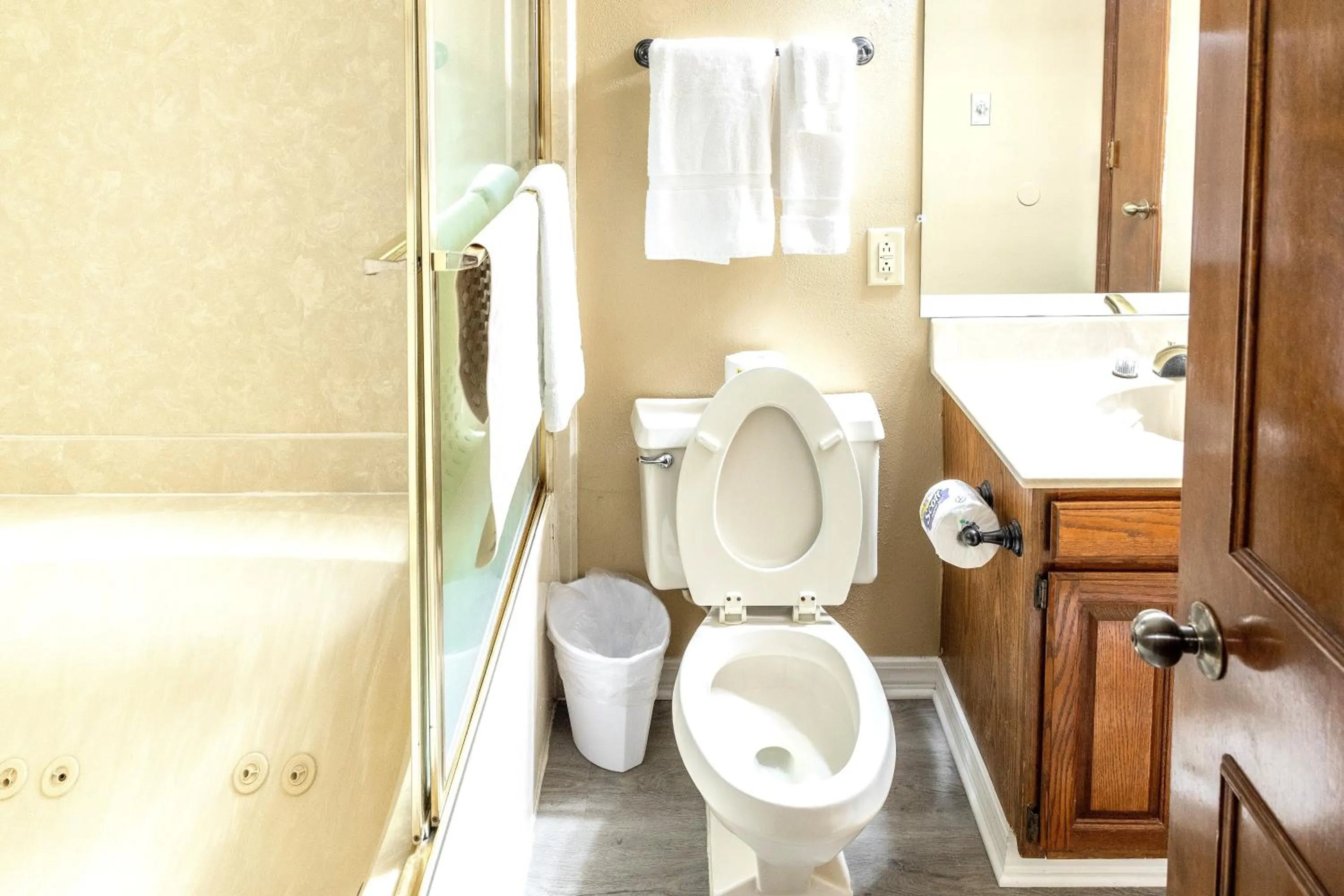 Shower in Royal Holiday Beach Resort