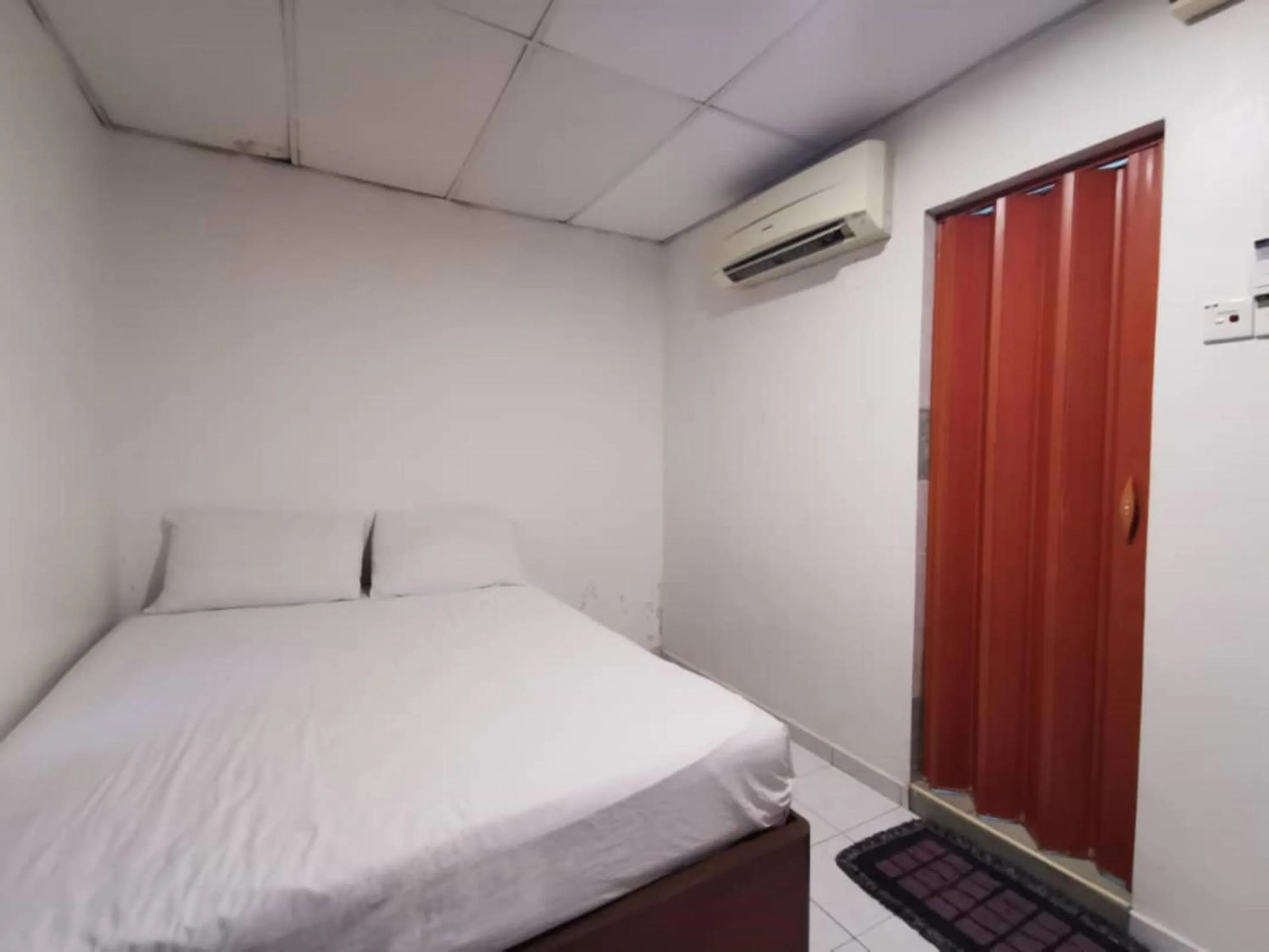 Photo of the whole room in Mz Hotel