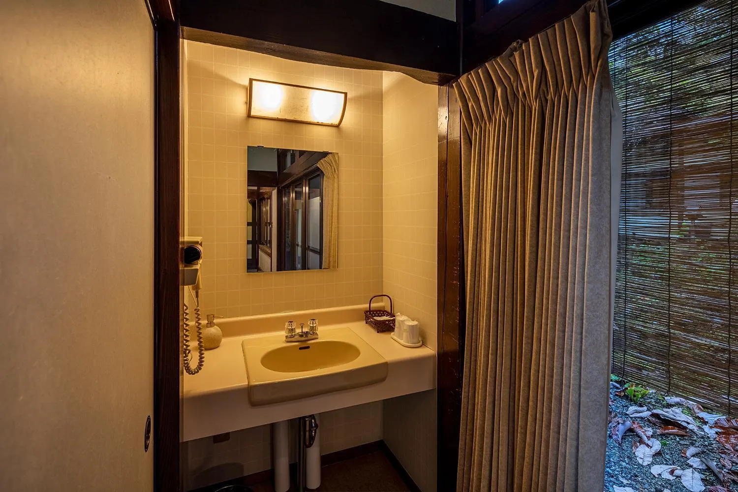 Photo of the whole room in Furusato