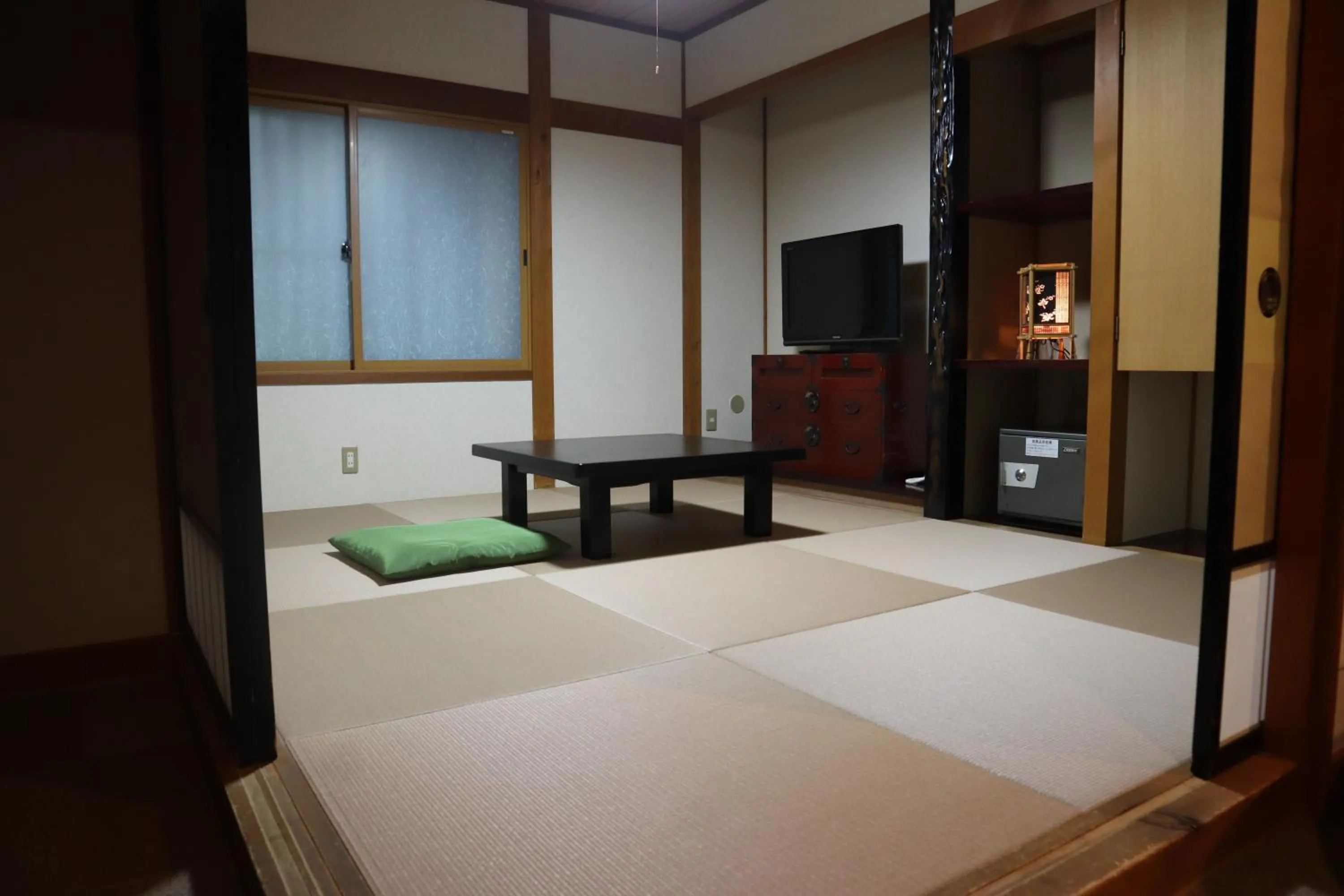 Photo of the whole room, Bed in Furusato