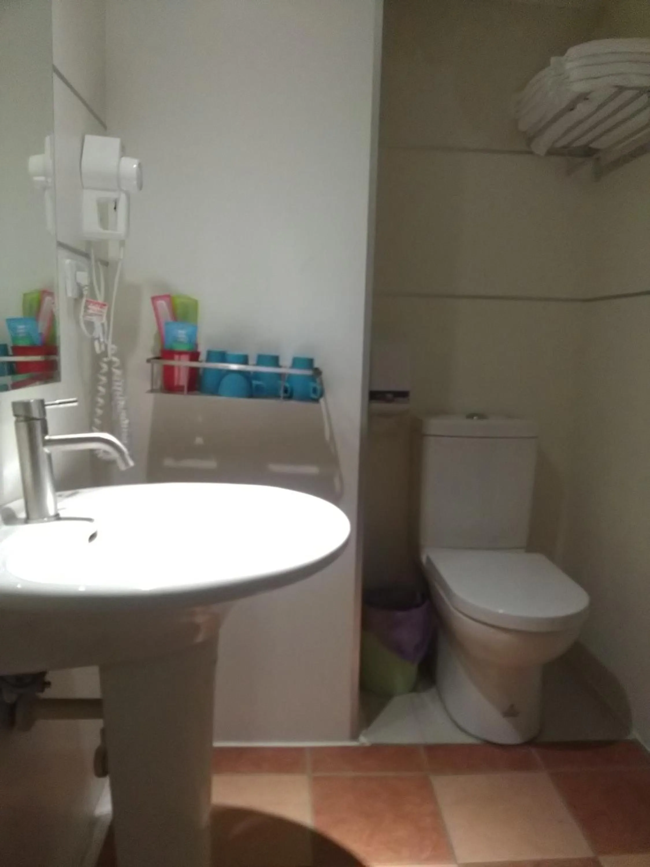 Dengfeng Milan Business Hotel