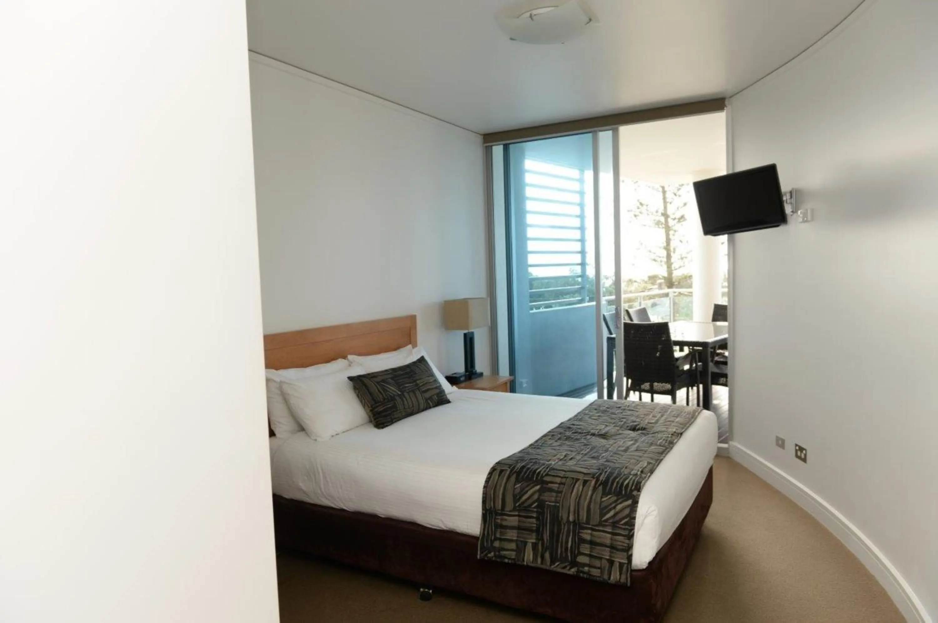 Day, Bed in Manta Bargara