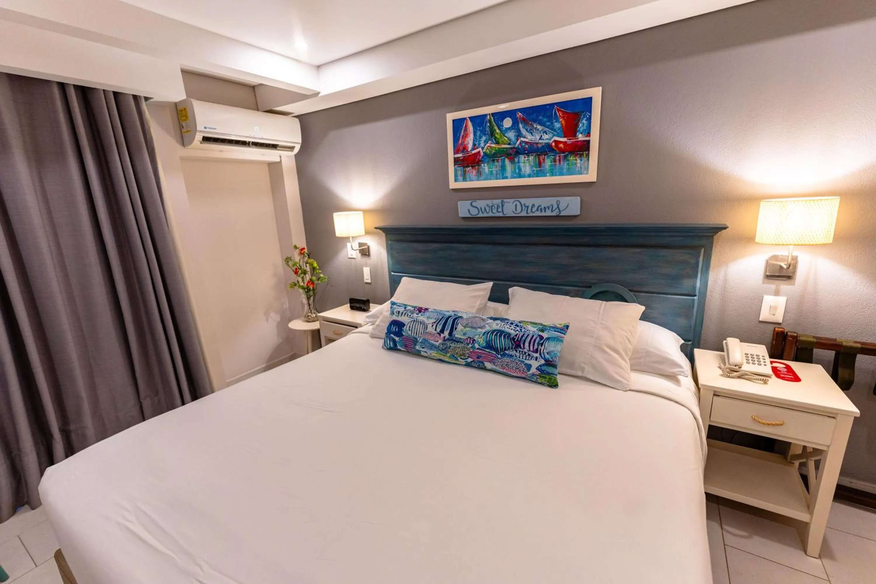 Bed in Casa Verano Beach Hotel - Adults Only