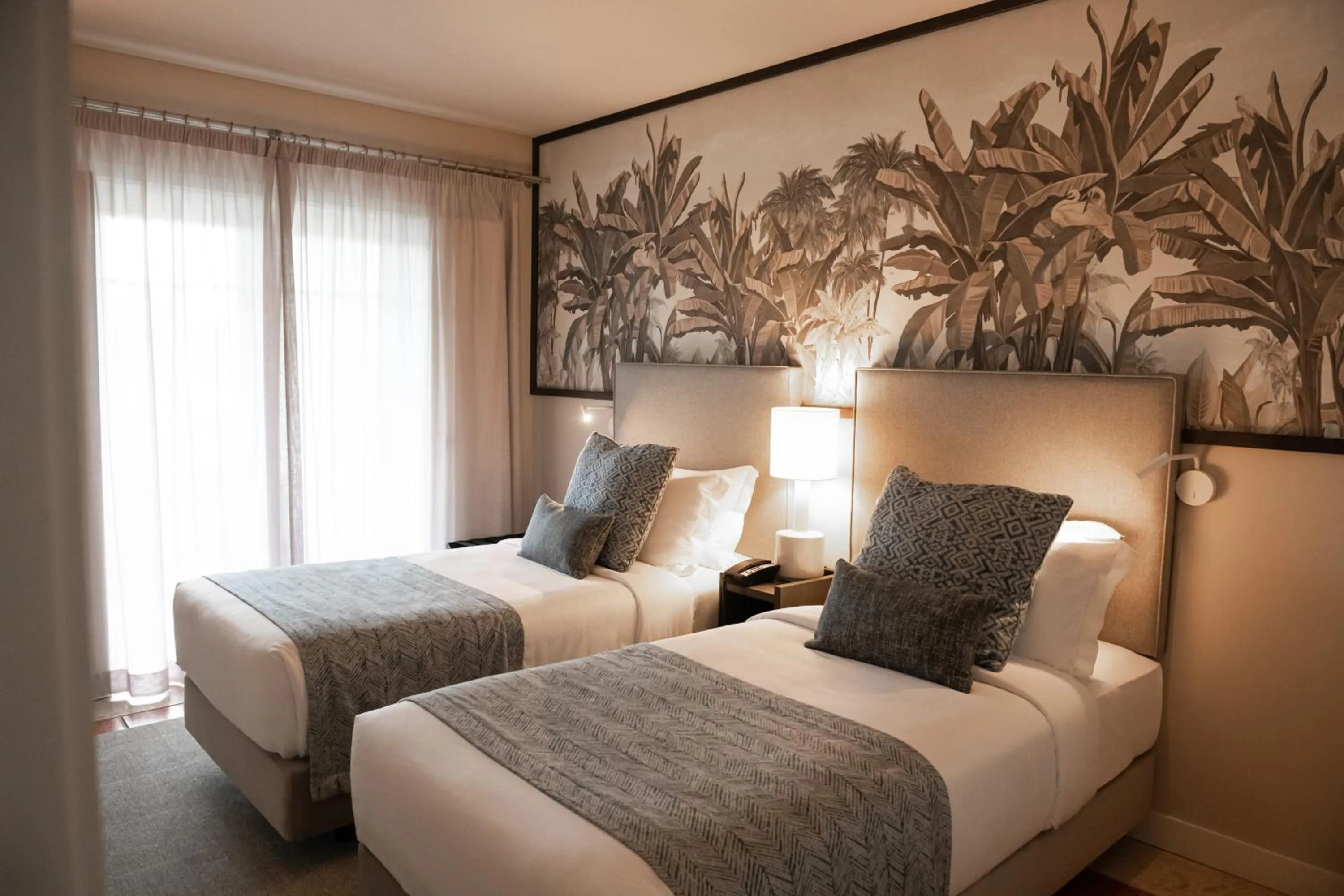 Bed in Domes Lake Algarve, Autograph Collection